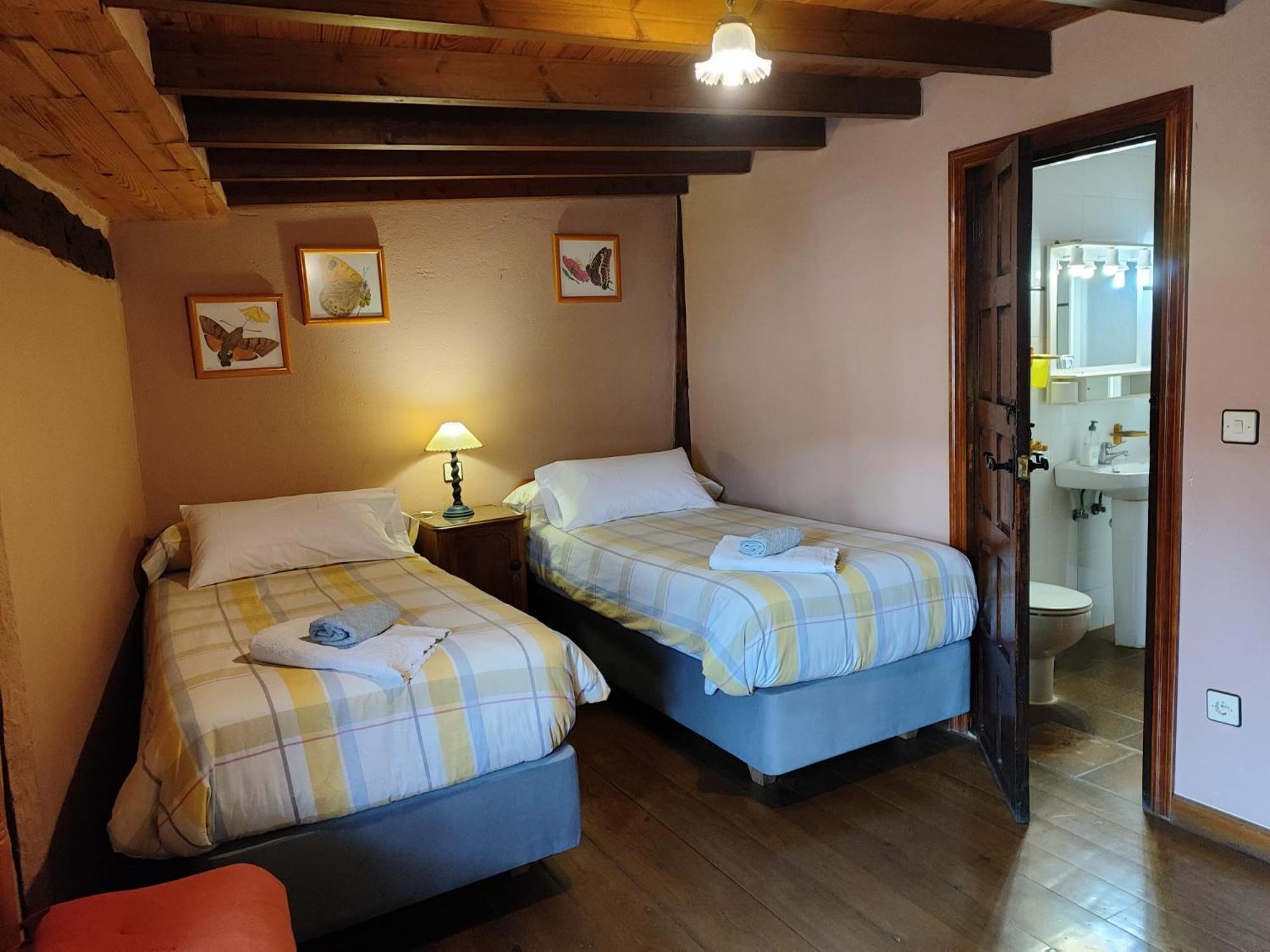 Habitación Doble o con Dos Camas con Vista al Jardín