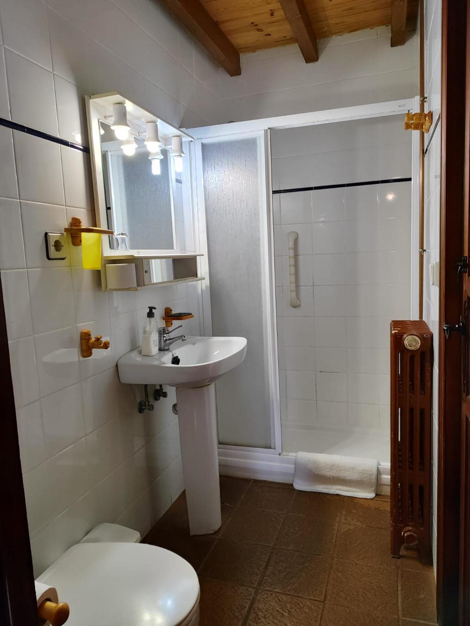 Double or Twin Room with Garden View photo 2