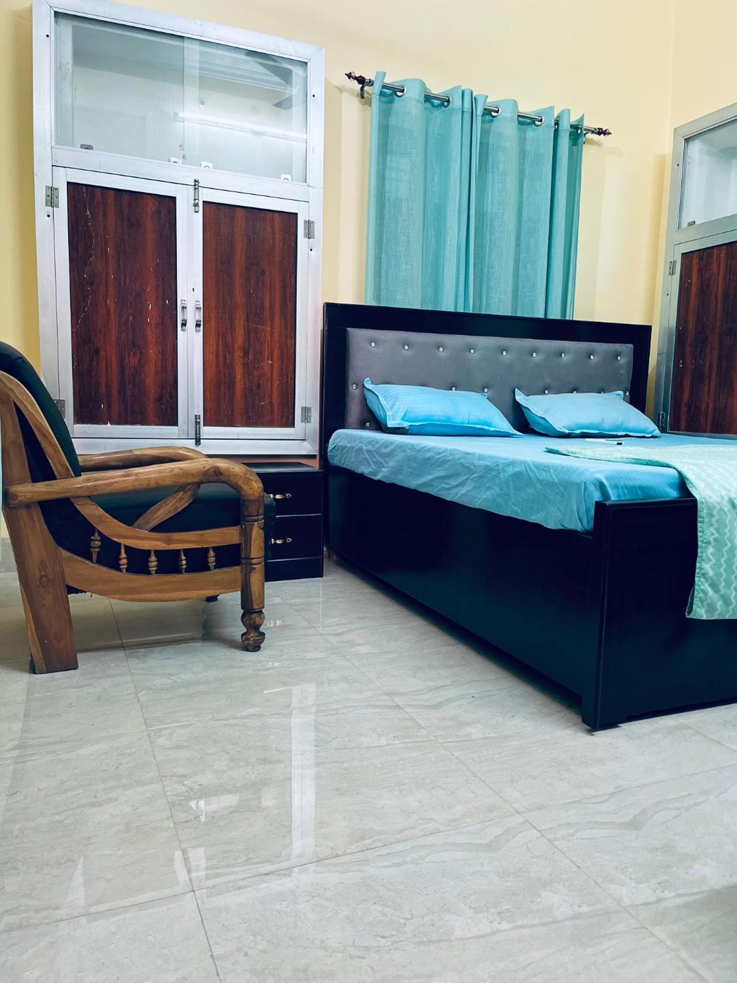 Deluxe Double Room photo 3