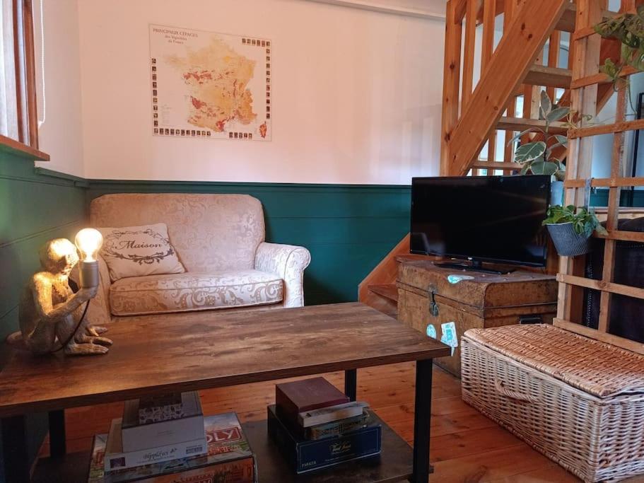 One-Bedroom House photo 2