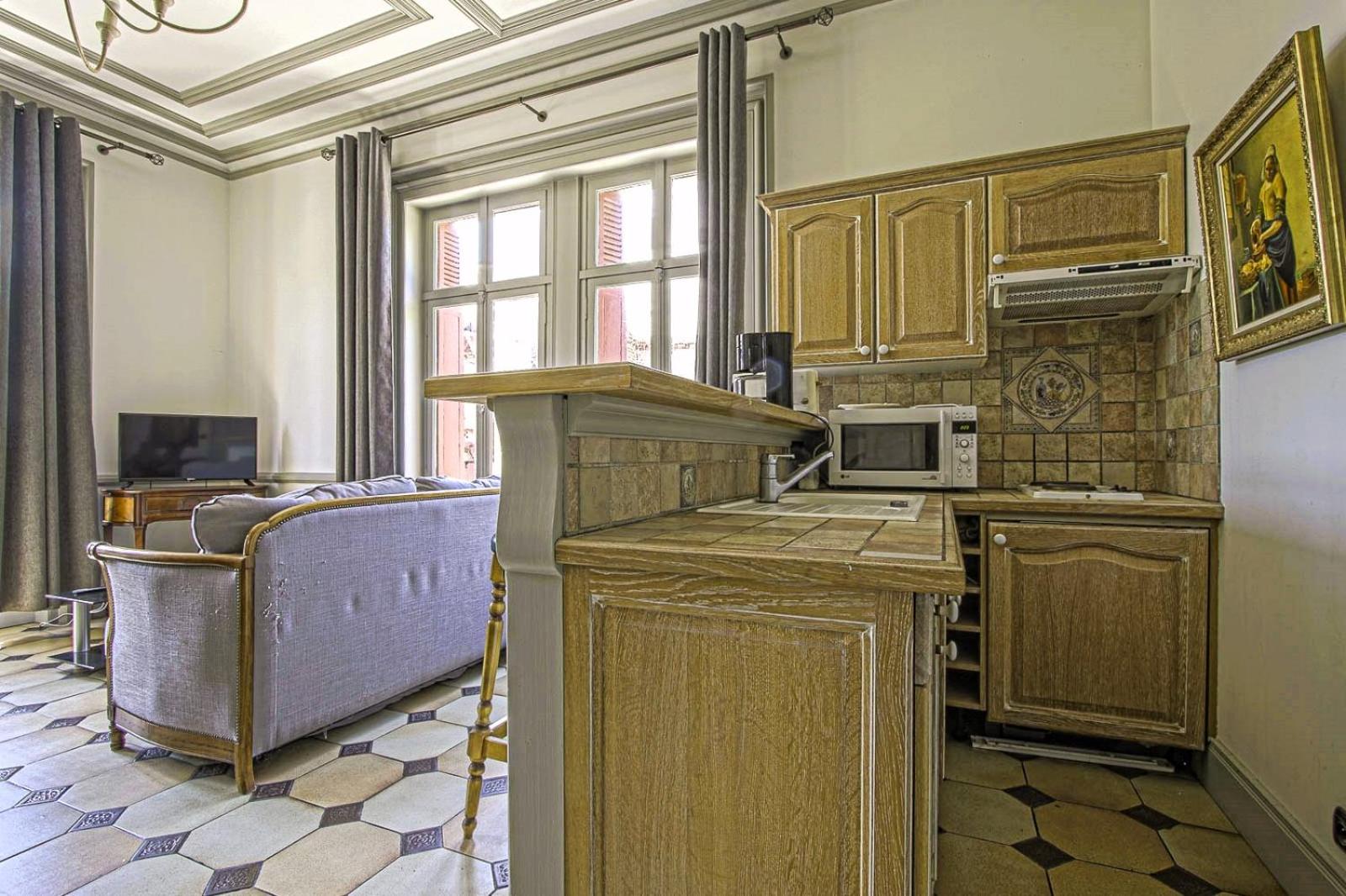 One-Bedroom Apartment