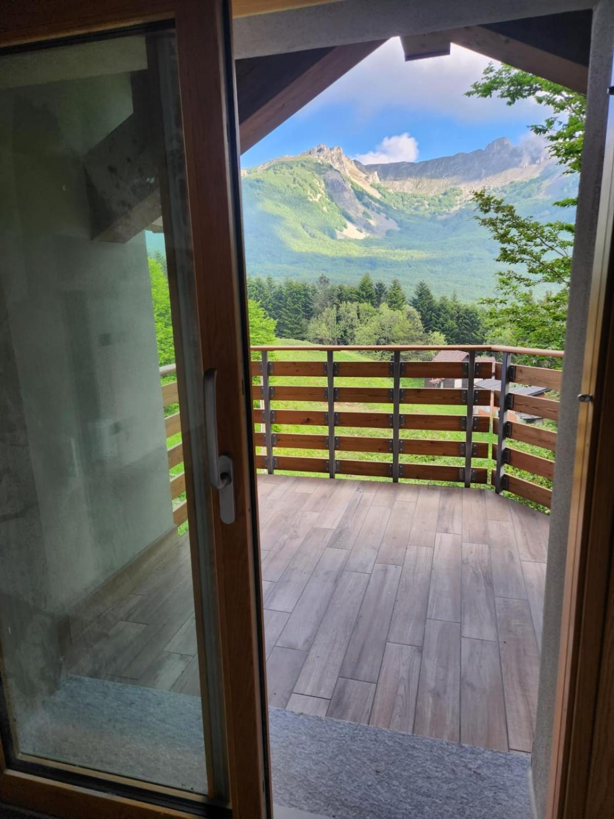 Suite with Mountain View photo 1