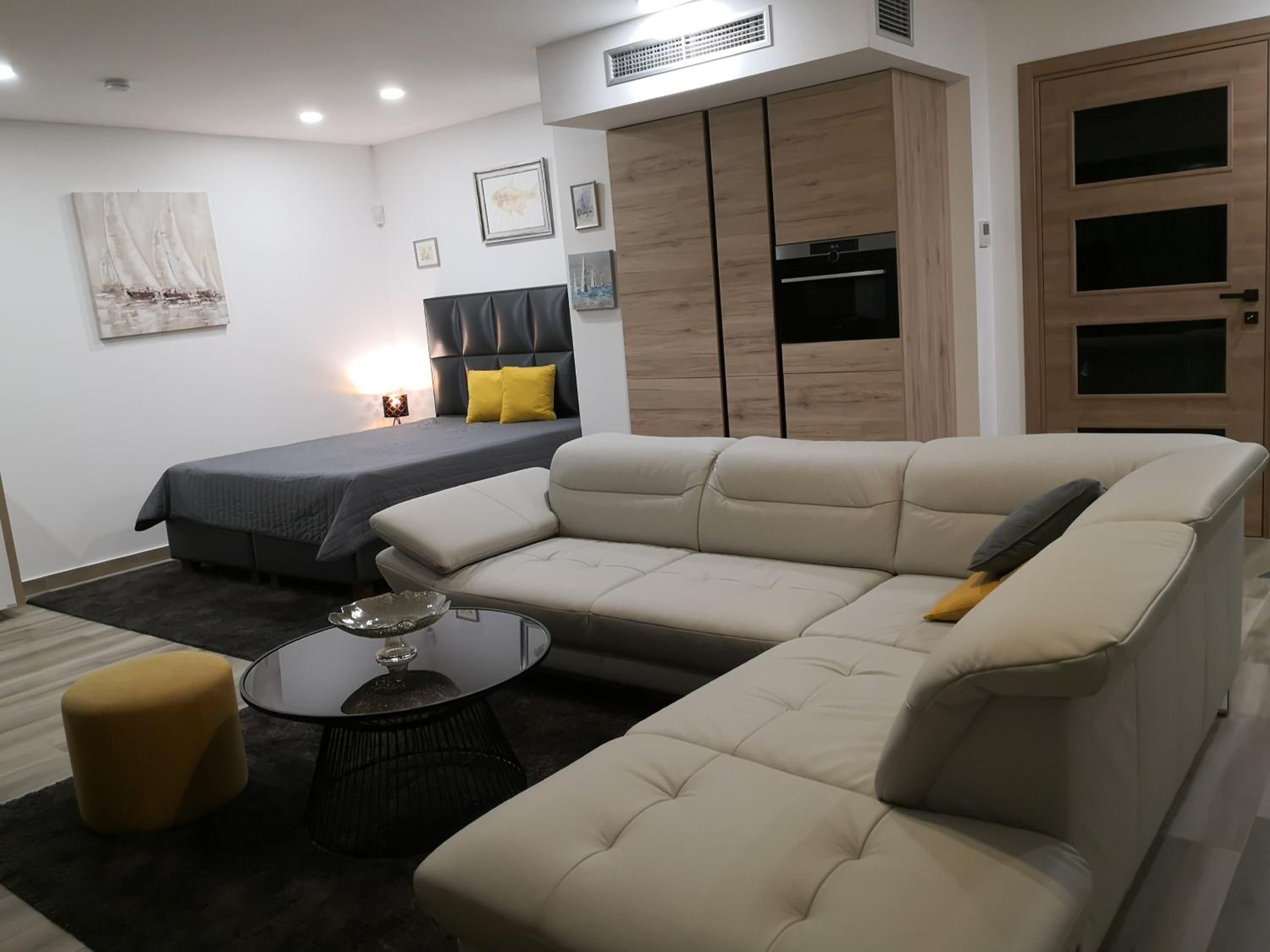 One-Bedroom Apartment with Sea View and Terrace