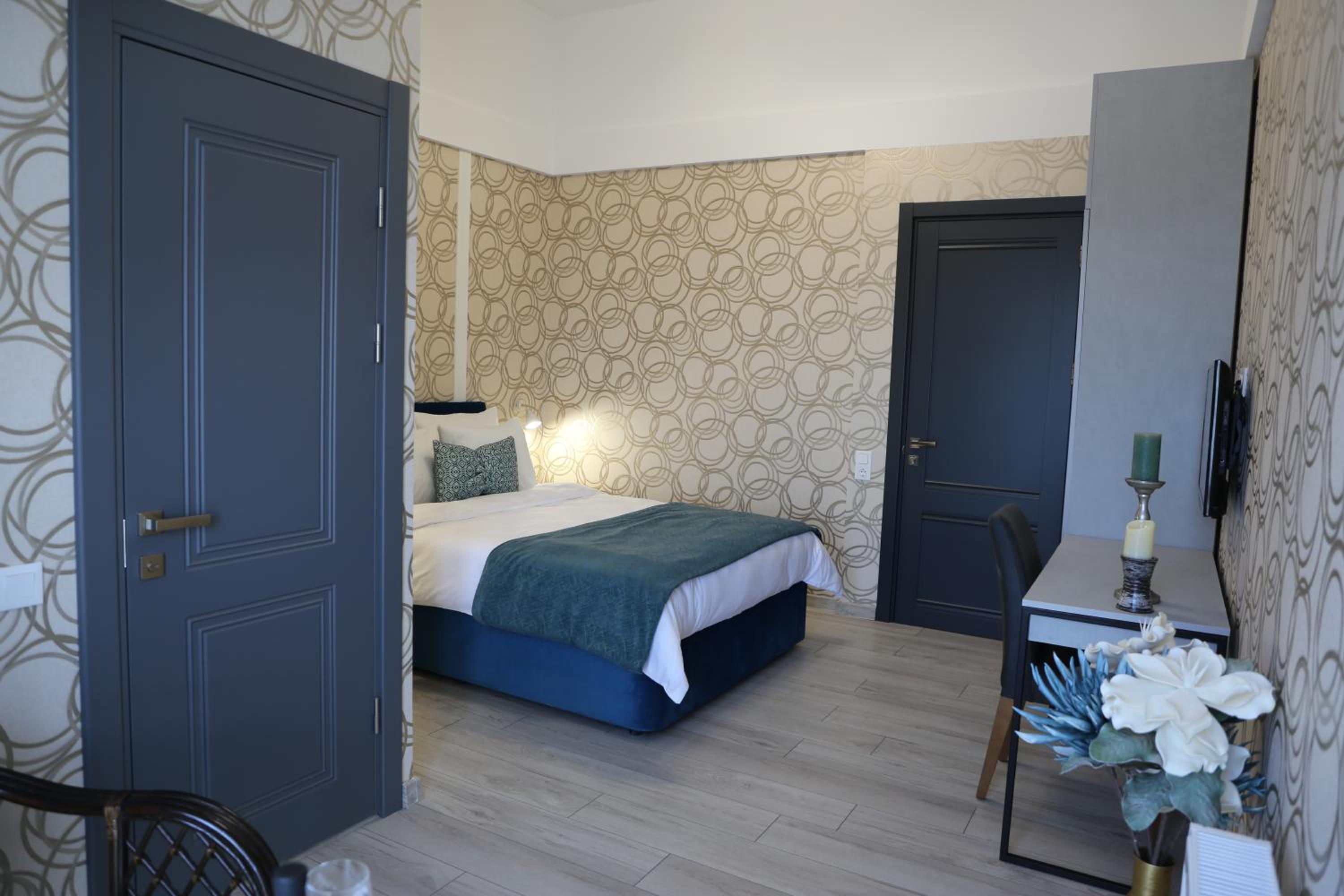 Double Room with Private Bathroom photo 3