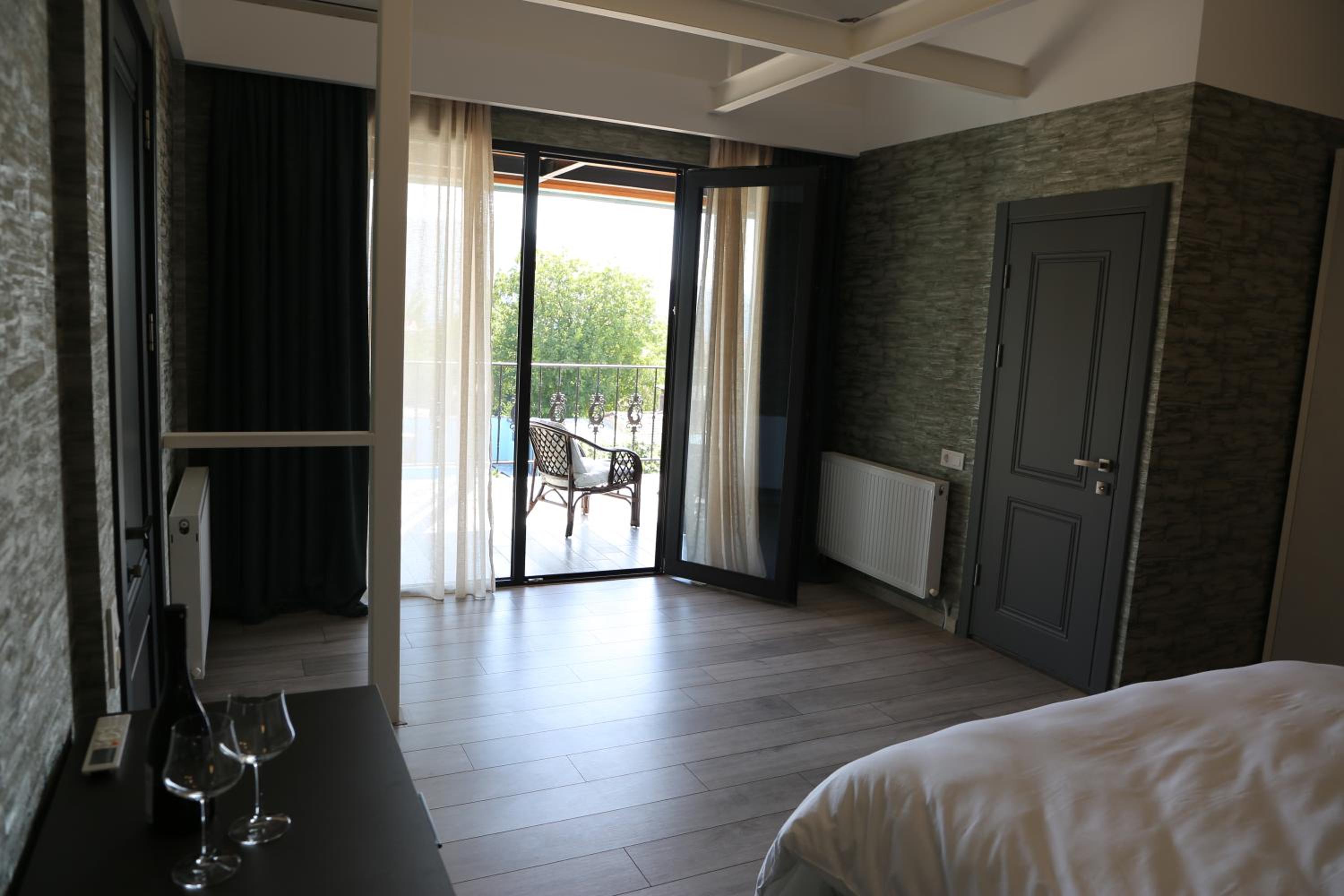 Double Room with Terrace photo 2