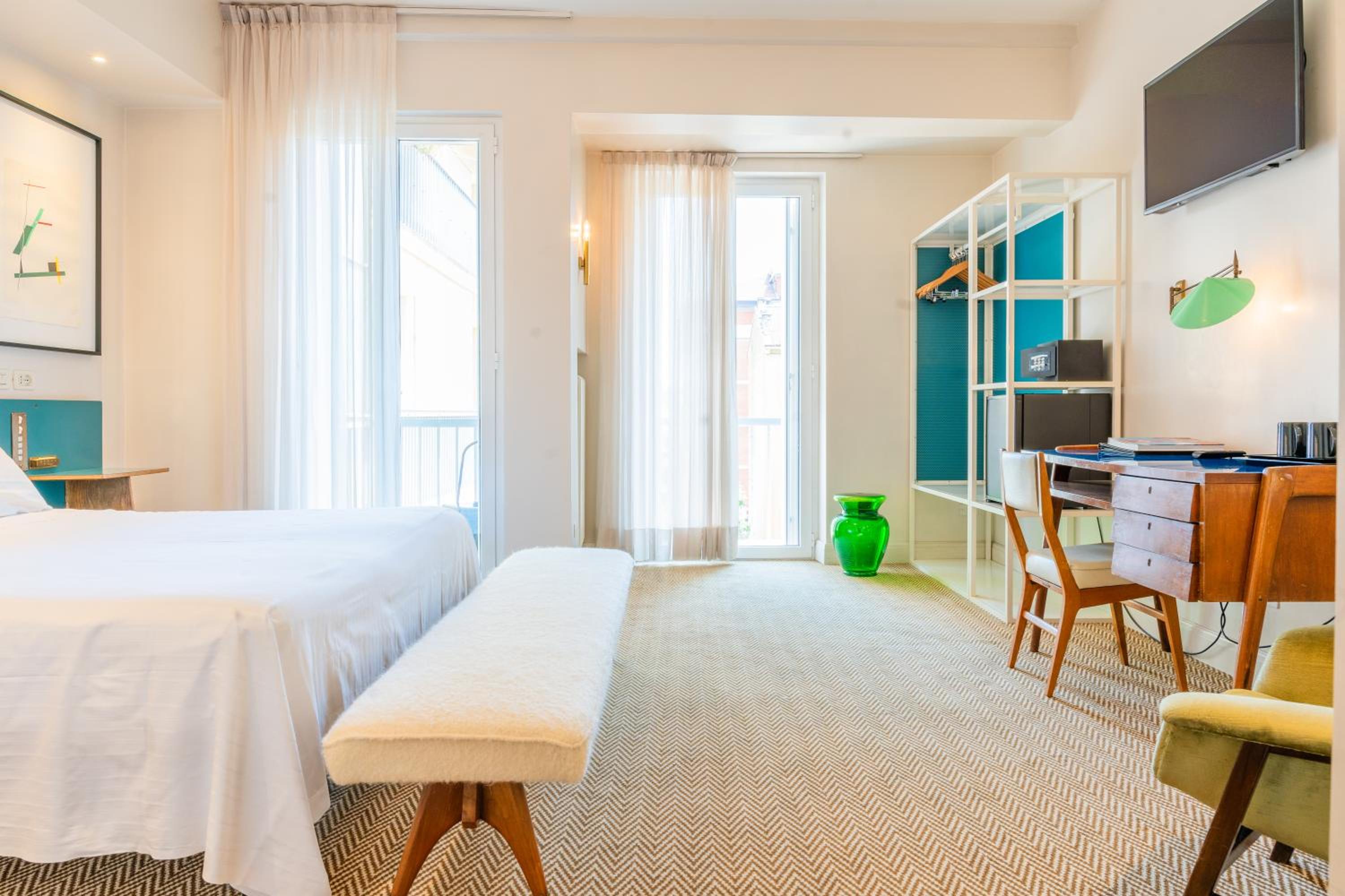 Classic Double or Twin Room - Photo 5
