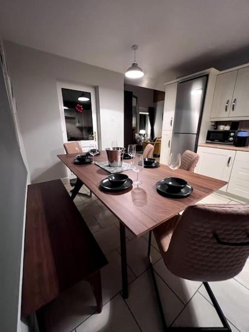Four-Bedroom House photo 2
