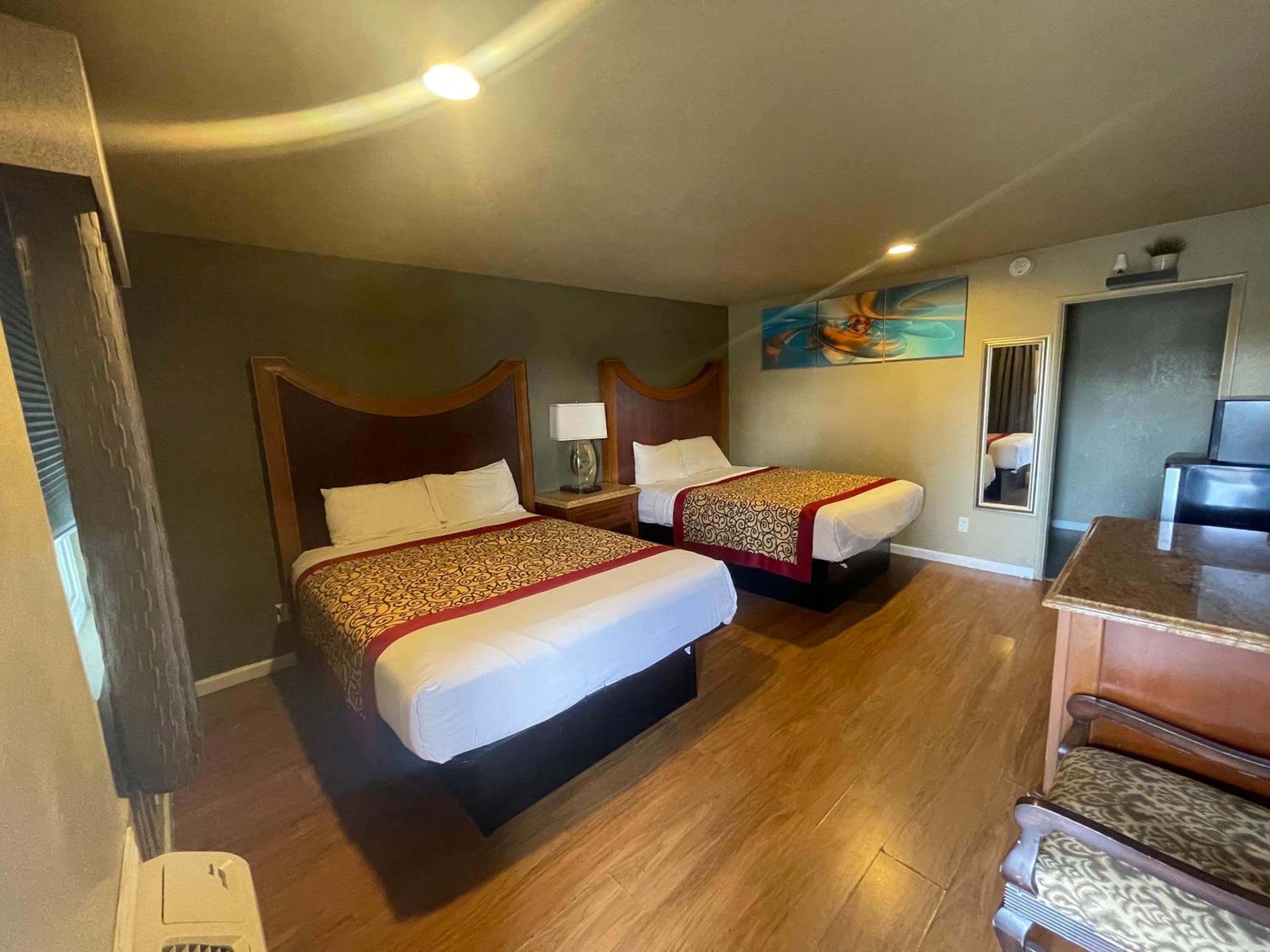 Deluxe Queen Room photo 1