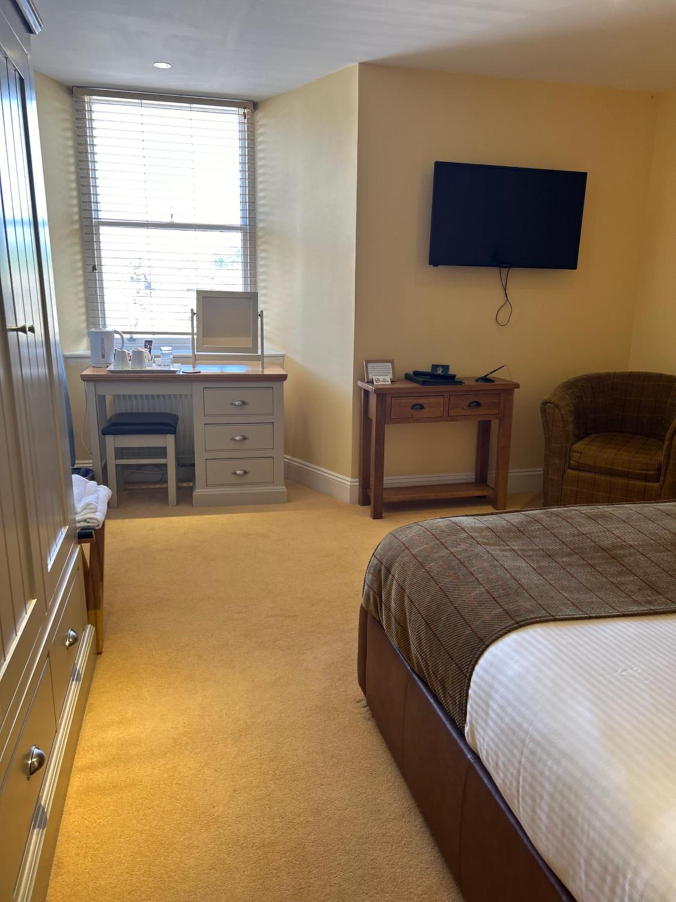 Deluxe Double Room - Photo 10