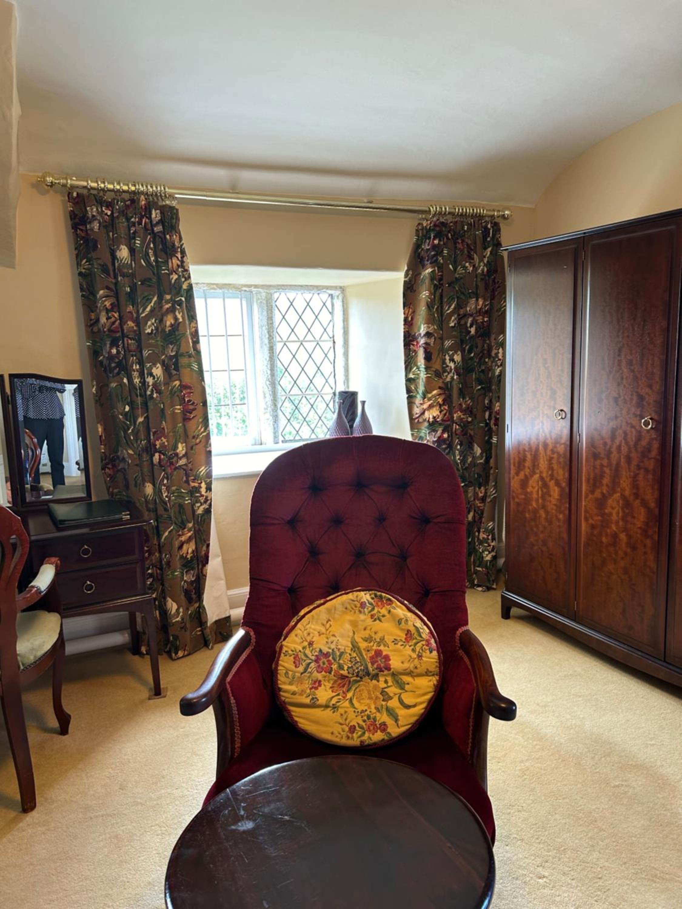 Deluxe King Room - Photo 5
