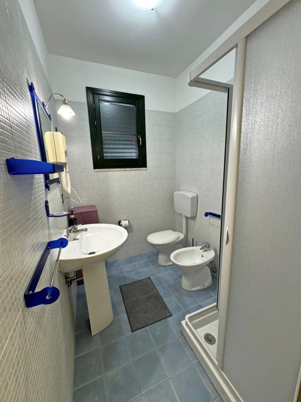 One-Bedroom House photo 3