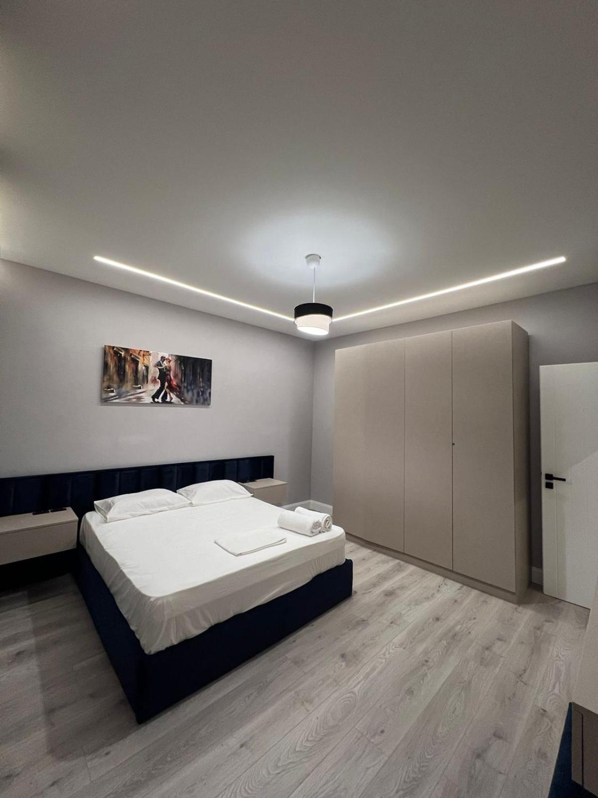 One-Bedroom Apartment With Balcony
