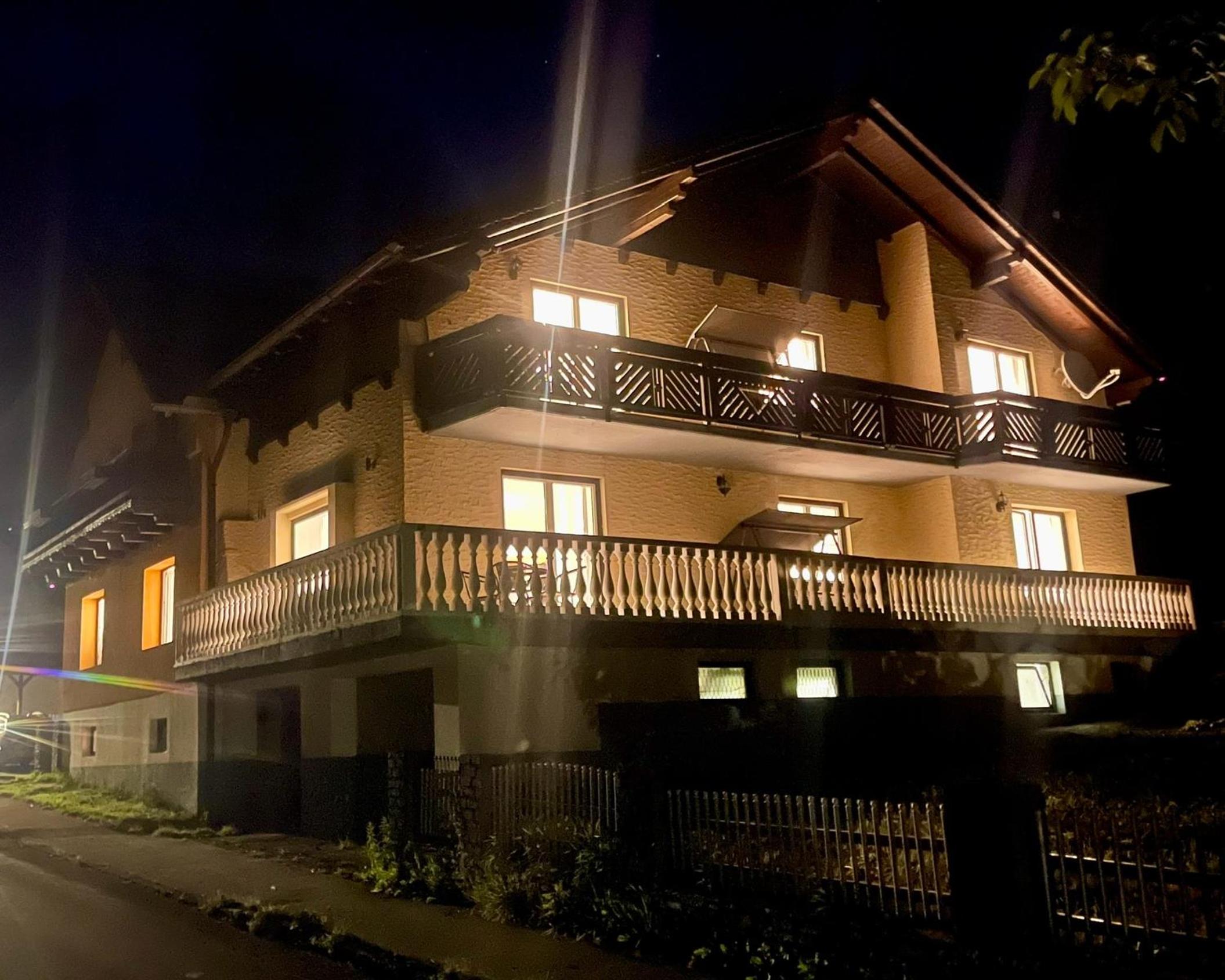 Two-Bedroom Apartment With Balcony photo 2