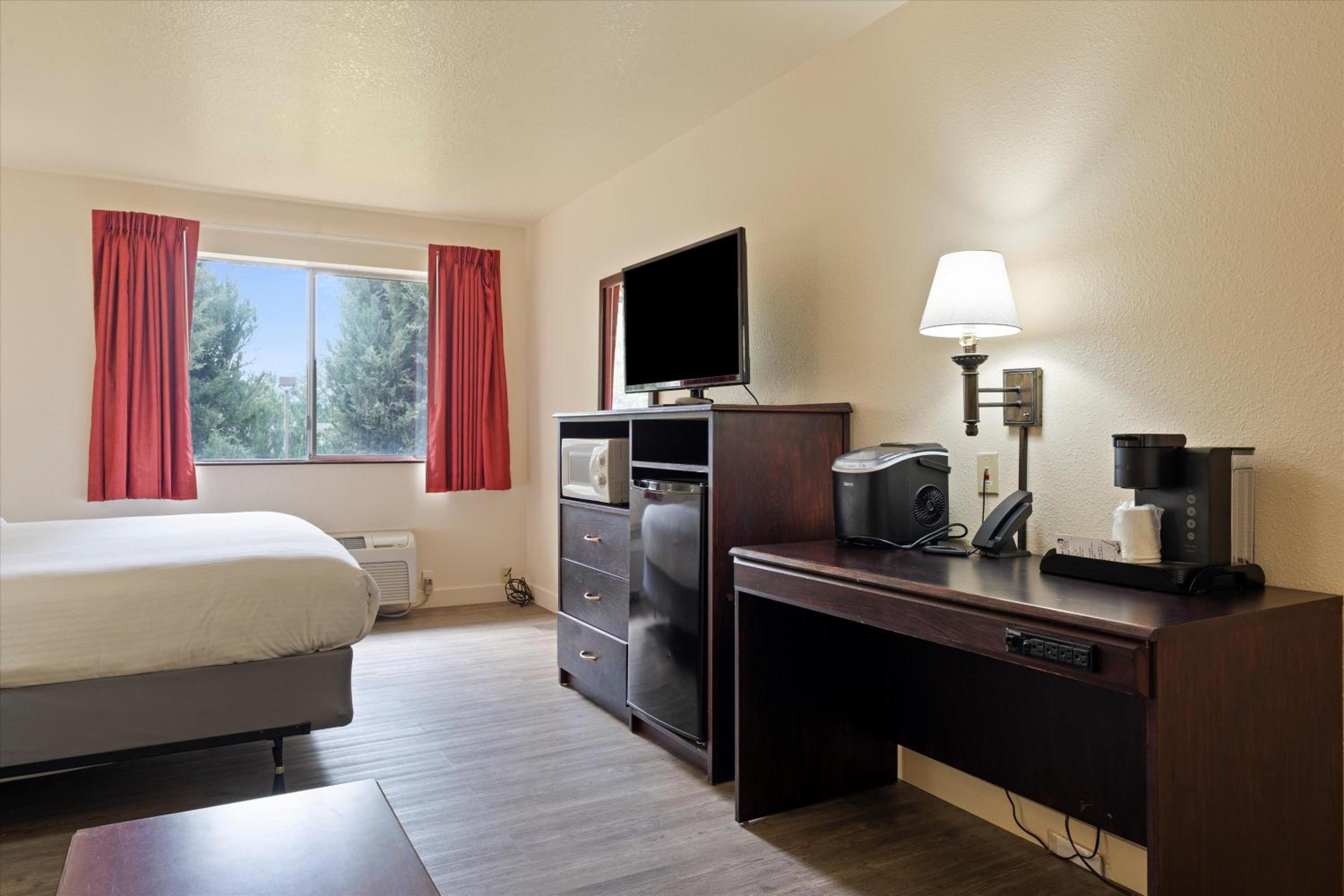 Deluxe Family Room - Photo 3