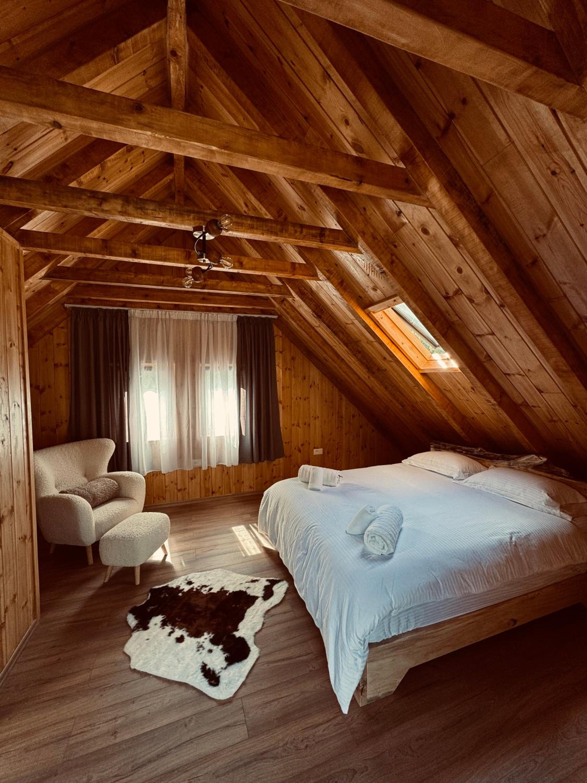 Double Room with Mountain View