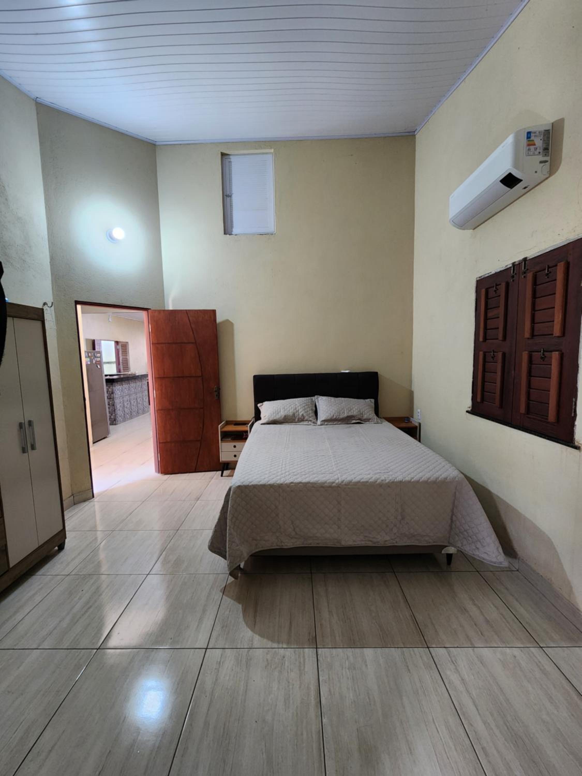 One-Bedroom House photo 1