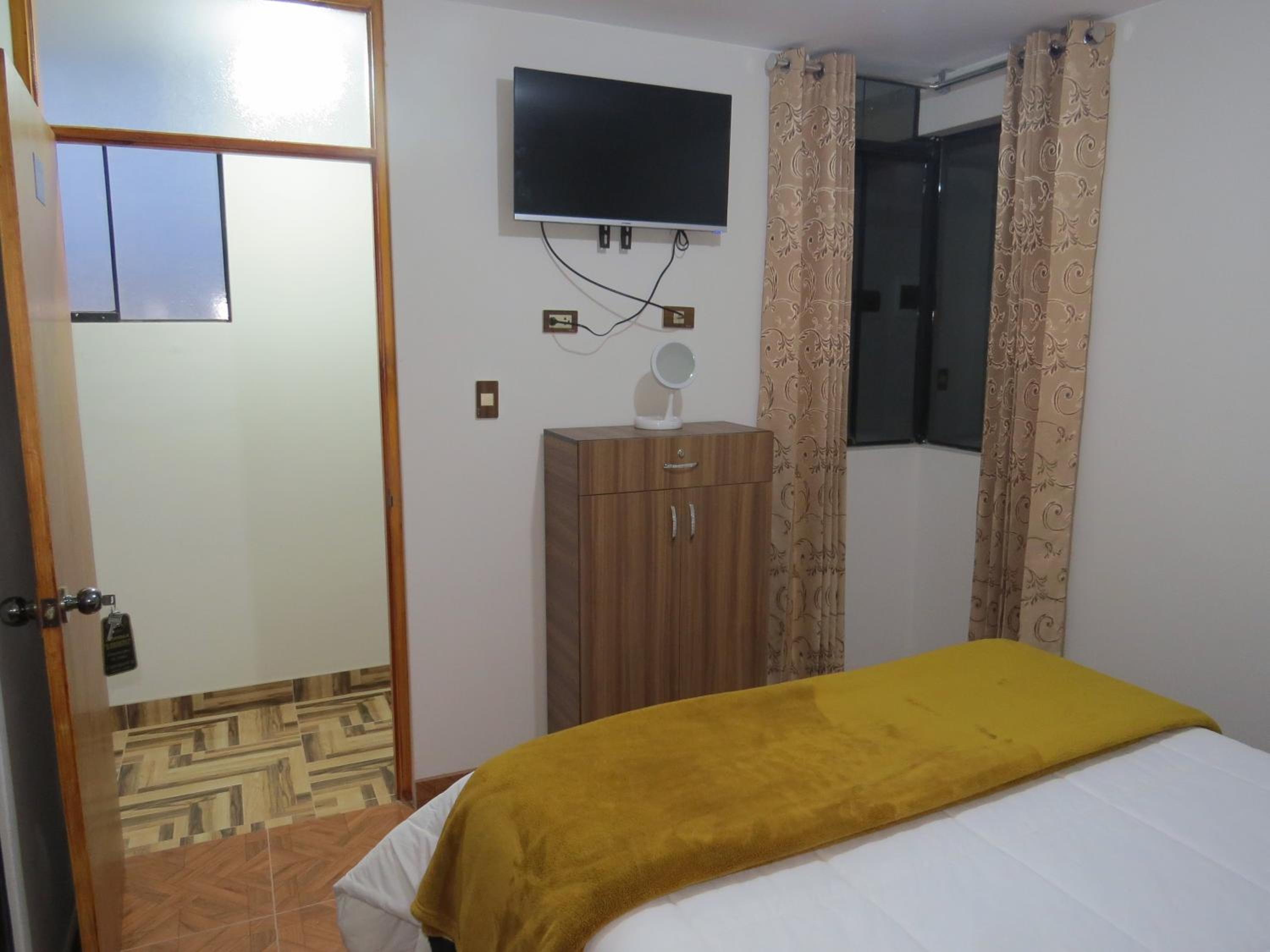 Three-Bedroom Deluxe Apartment photo 3