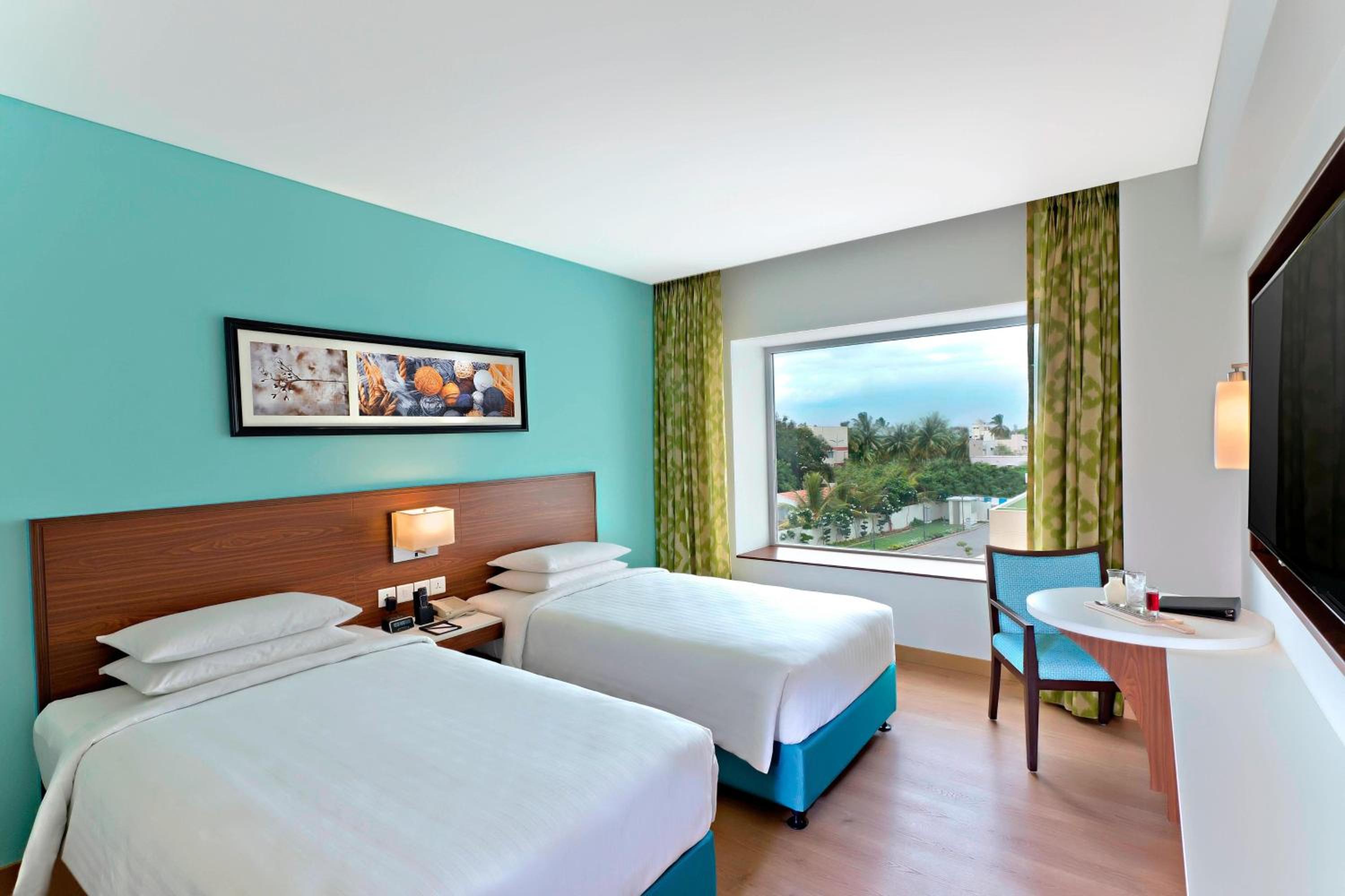 Premium Twin Guest Room - 20% Discount on F&B and Two ways Airport Transfers photo 3