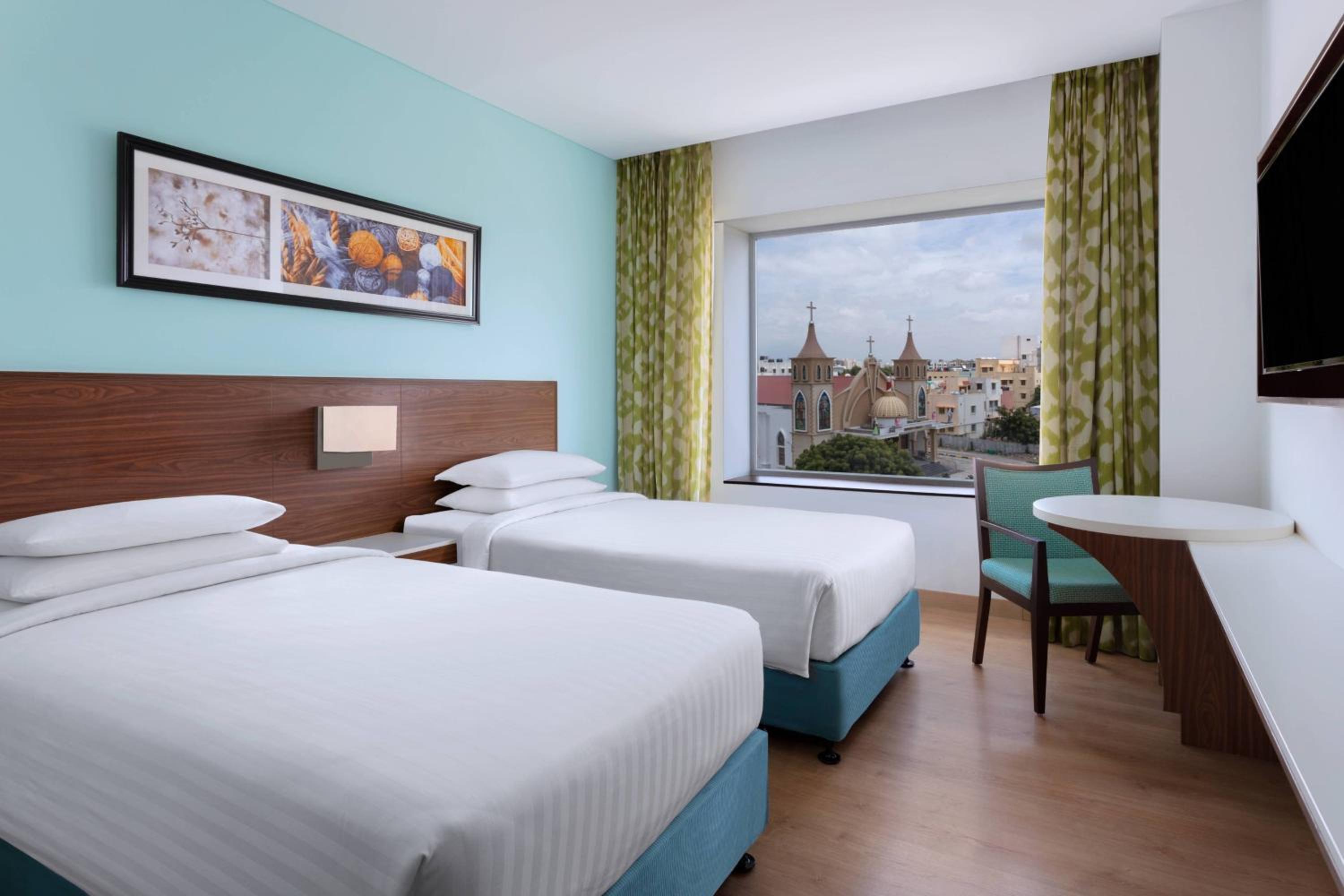 Superior Queen Guest Room - 20% Discount on F&B and Two ways Airport Transfers photo 3