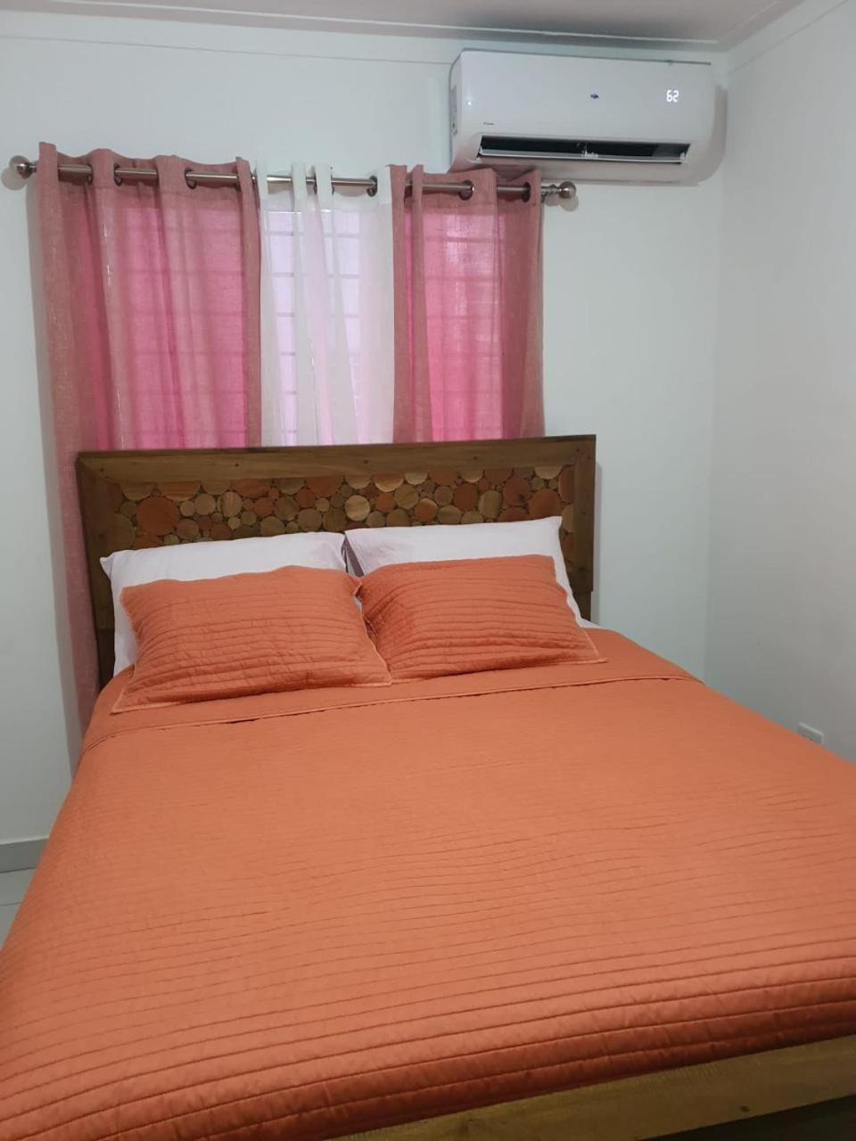 Three-Bedroom Apartment photo 1