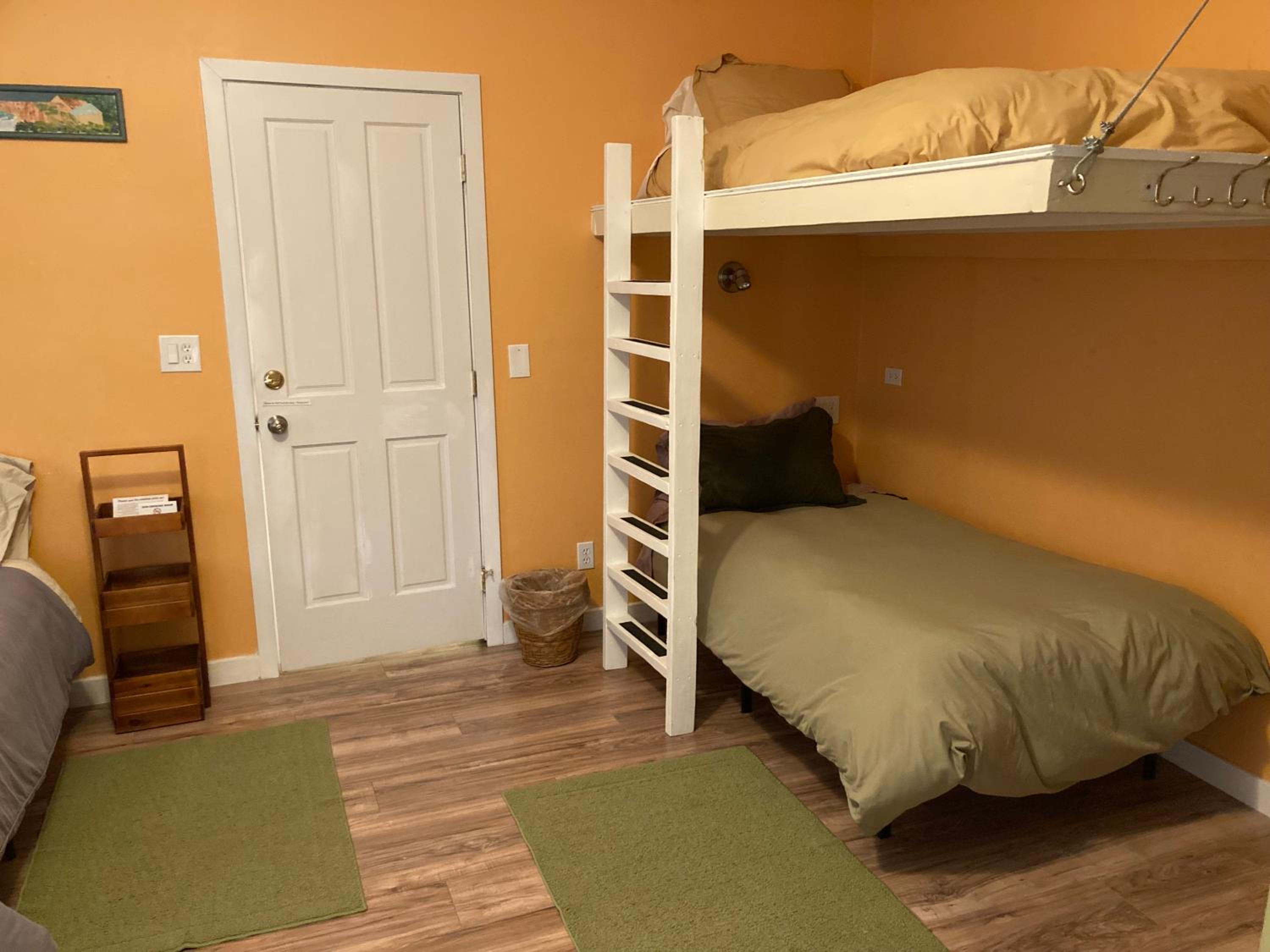 Deluxe Family Suite