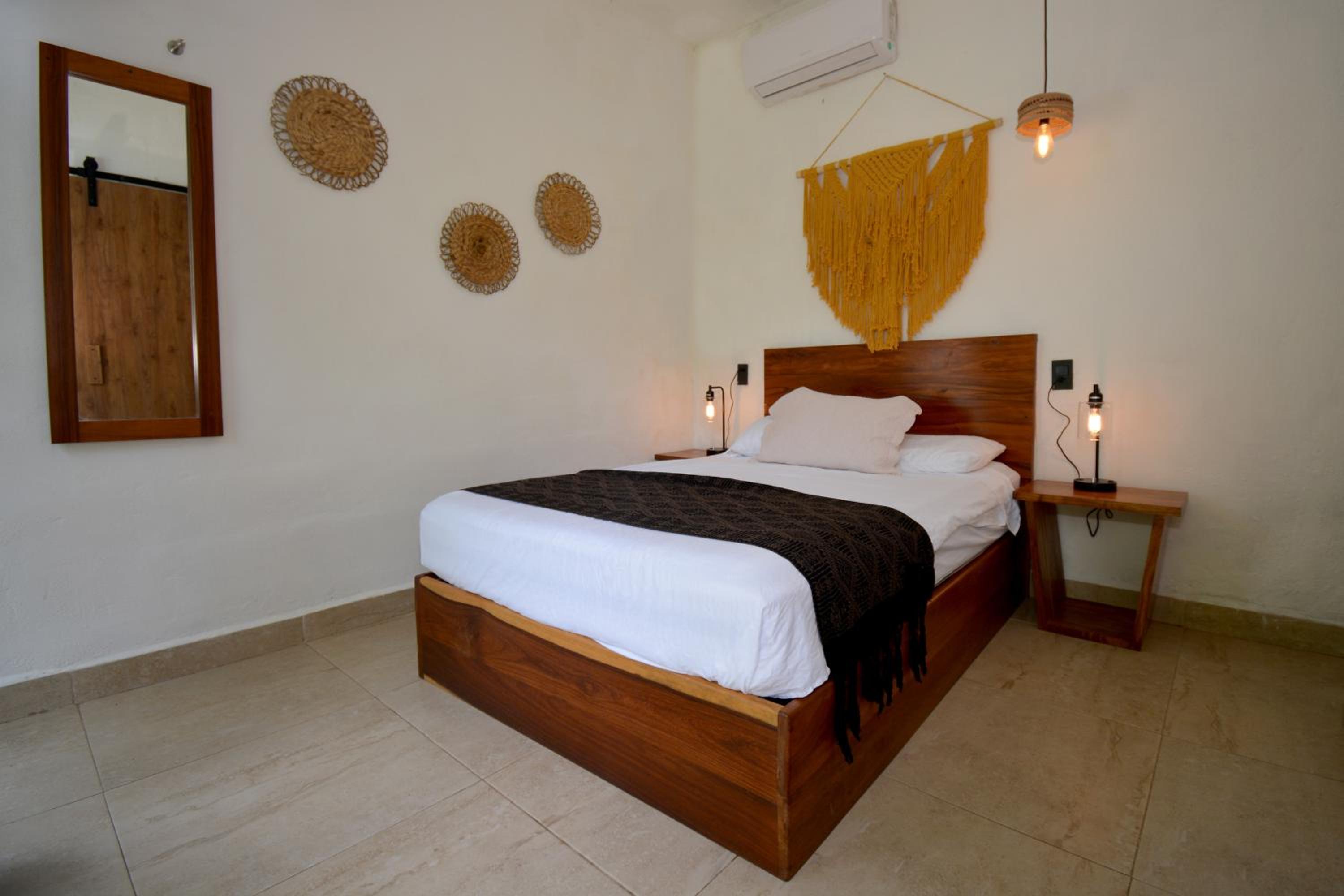 Double Room with Private Bathroom photo 1