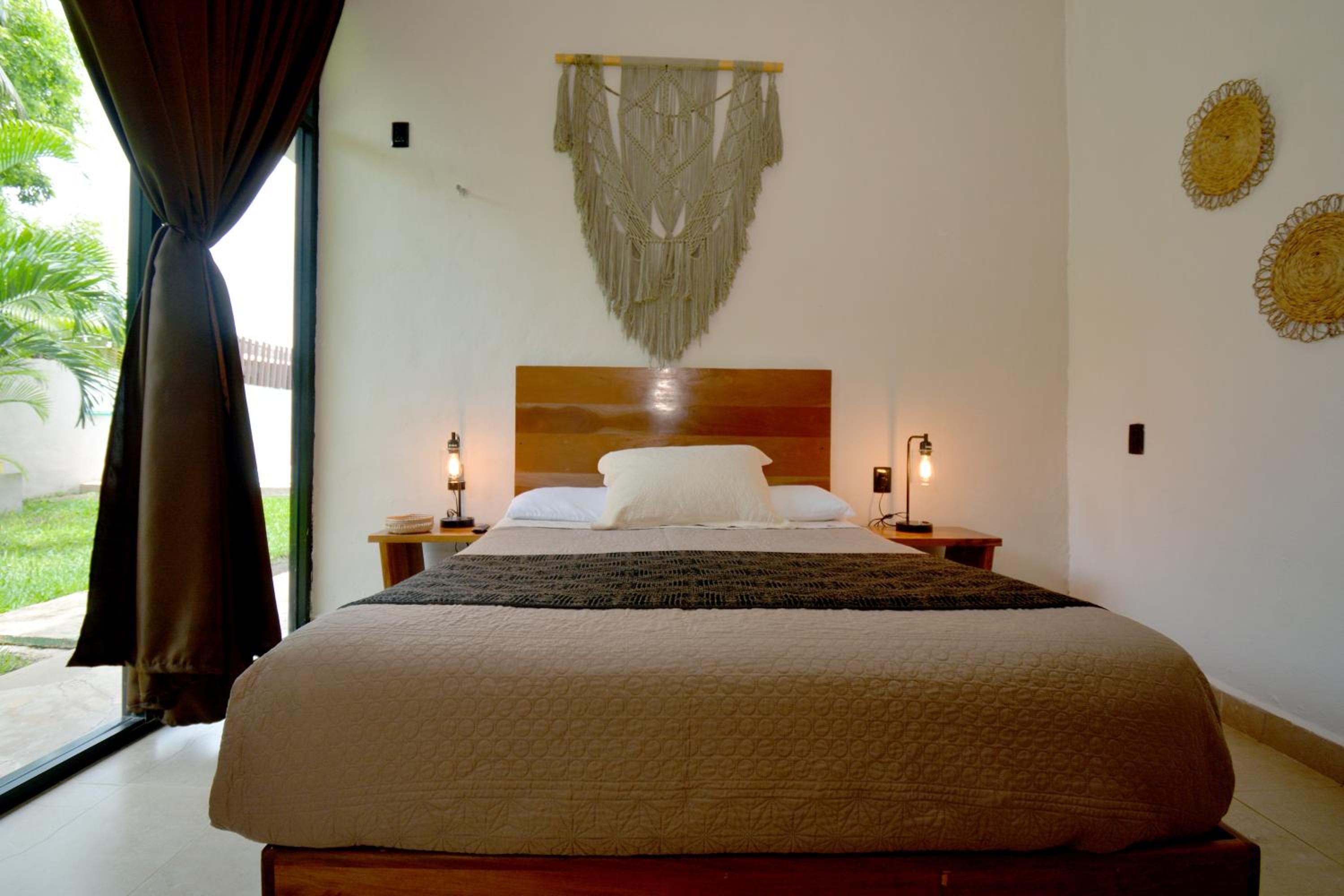 Double Room with Private Bathroom - Photo 1