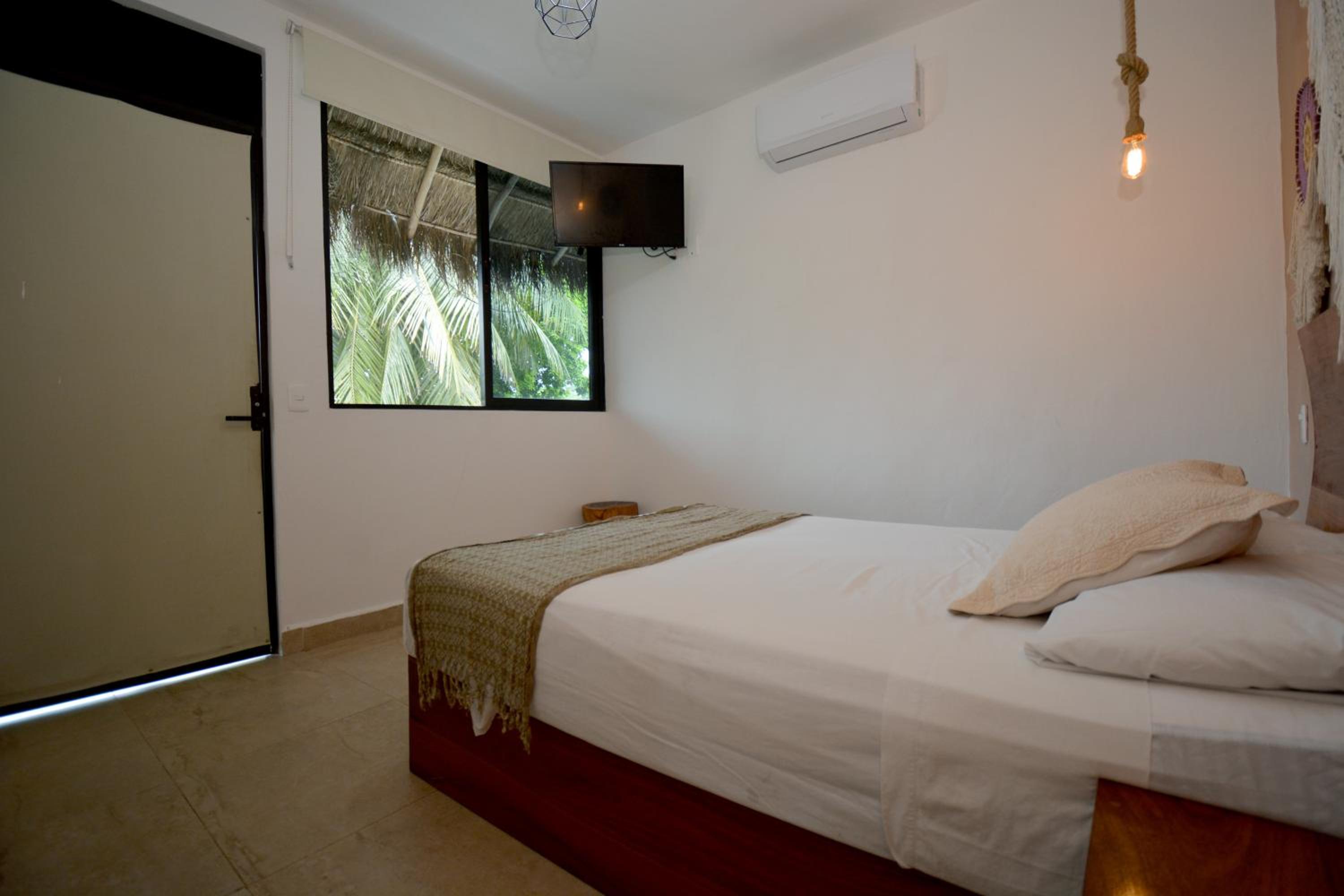 Family Room with Private Bathroom - Photo 1