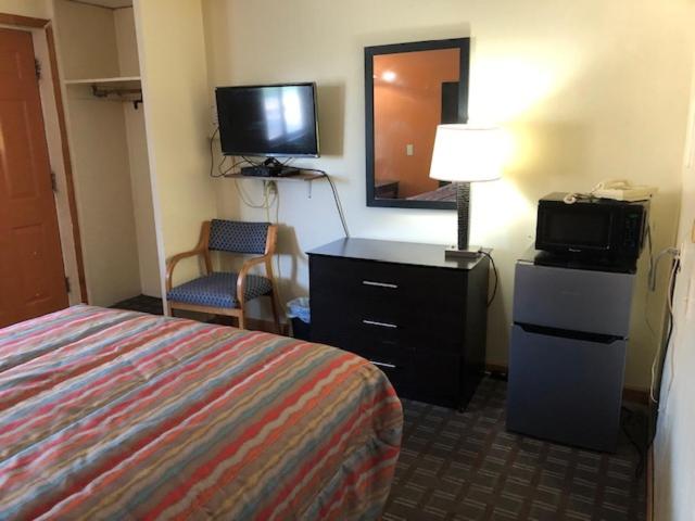 Queen Room - Photo 5