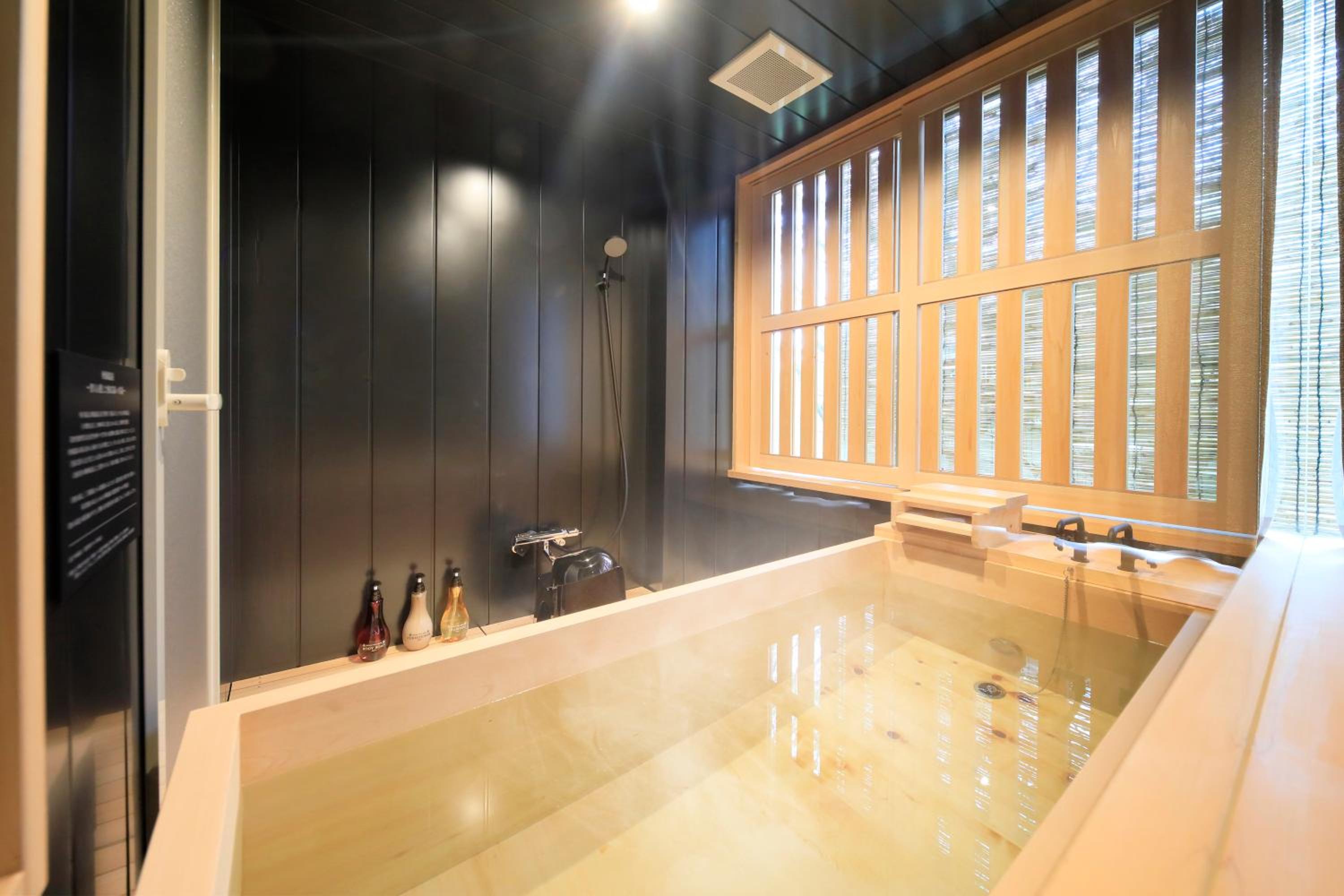 Adult Only-Western Room with Semi Open-Air Bath - Photo 4