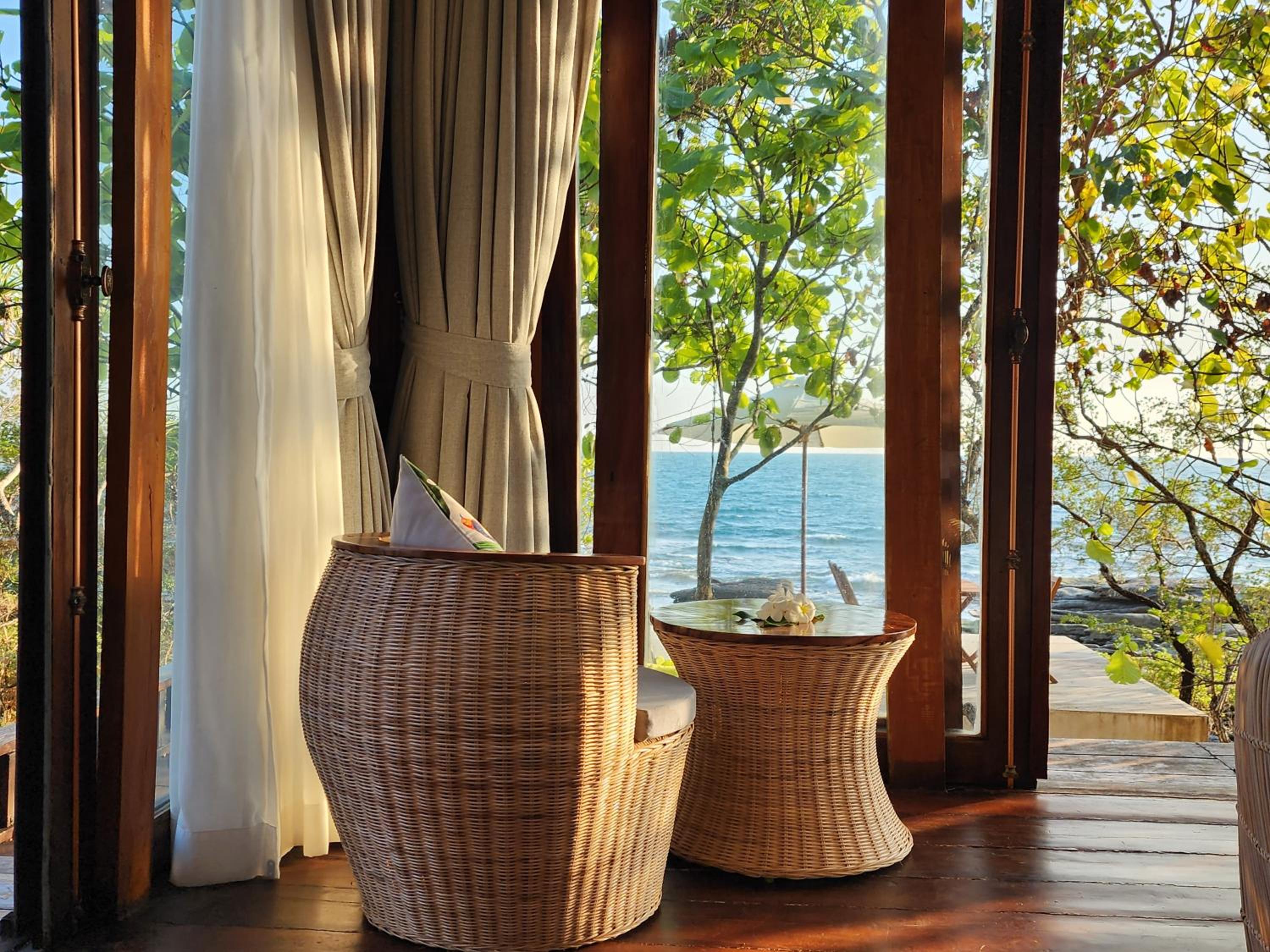 Sunset Suite Villa One Bedroom - Photo 10