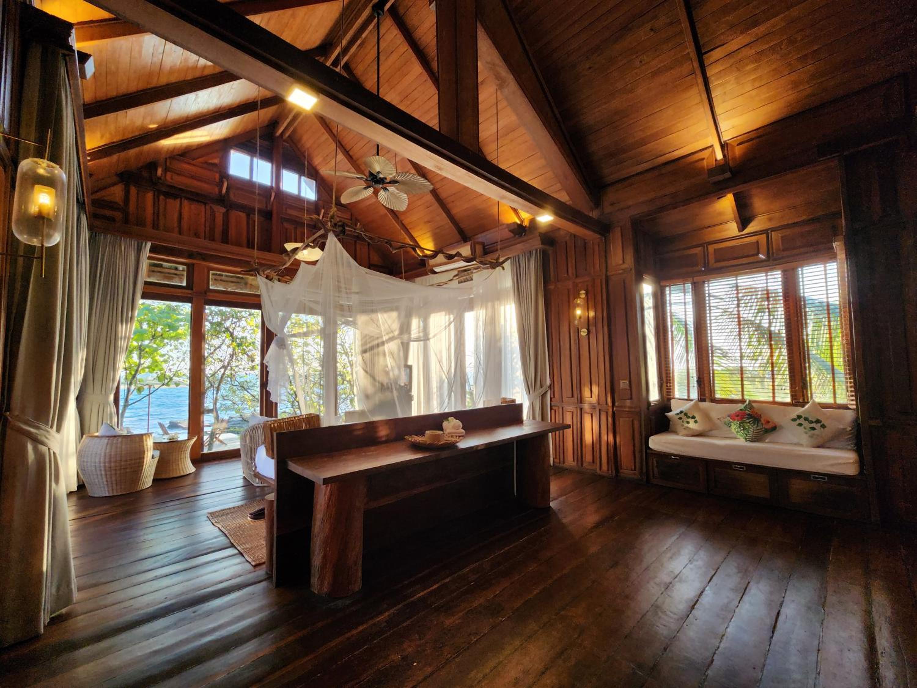 Sunset Suite Villa One Bedroom - Photo 1