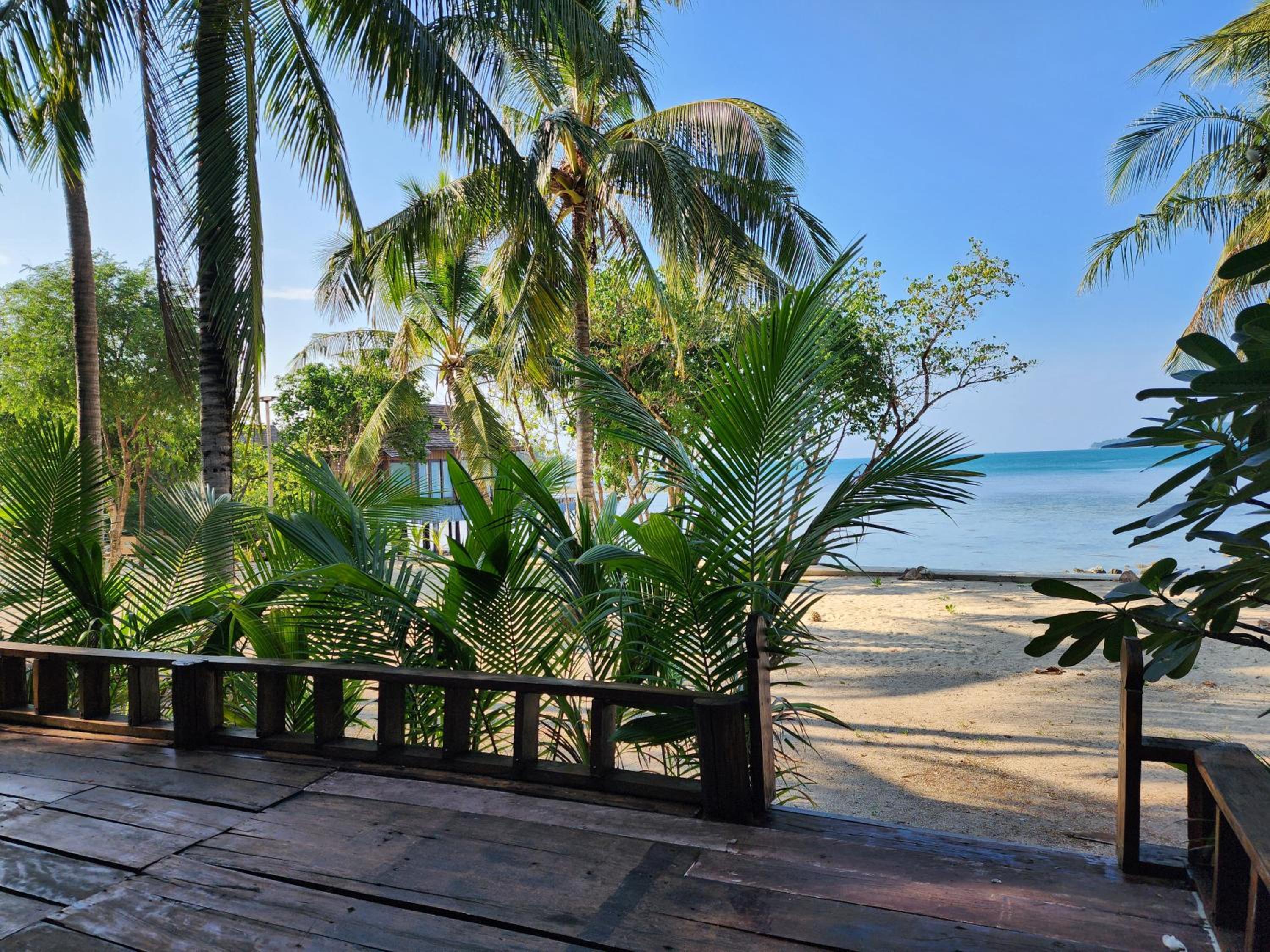 Premium Beach Villa One Bedroom - Photo 9