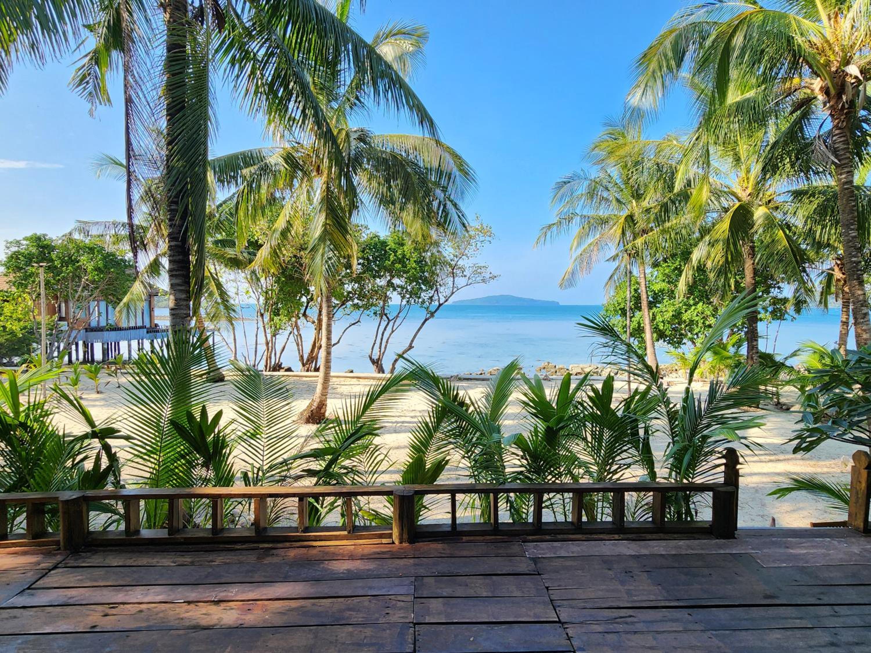 Premium Beach Villa One Bedroom - Photo 3