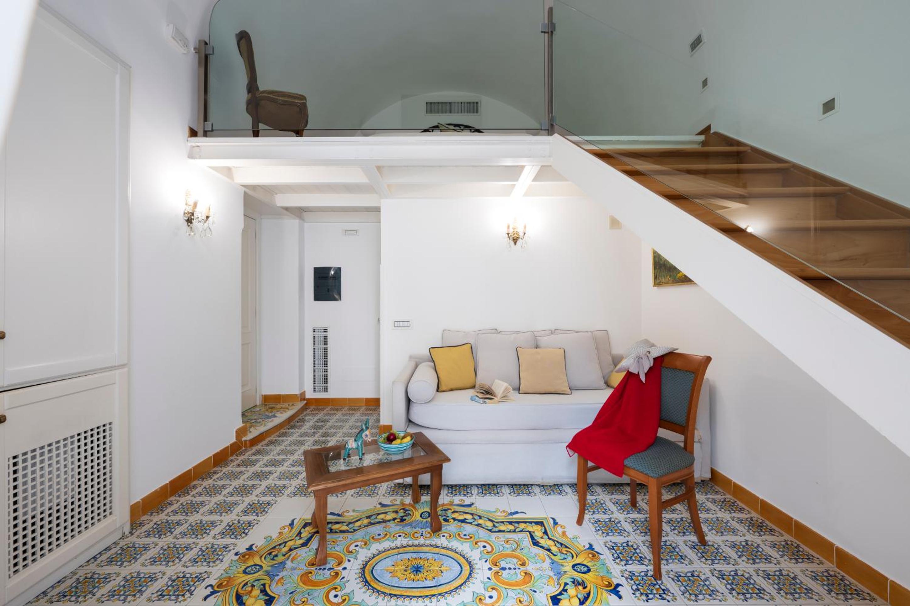 Junior Suite with Balcony - Photo 69
