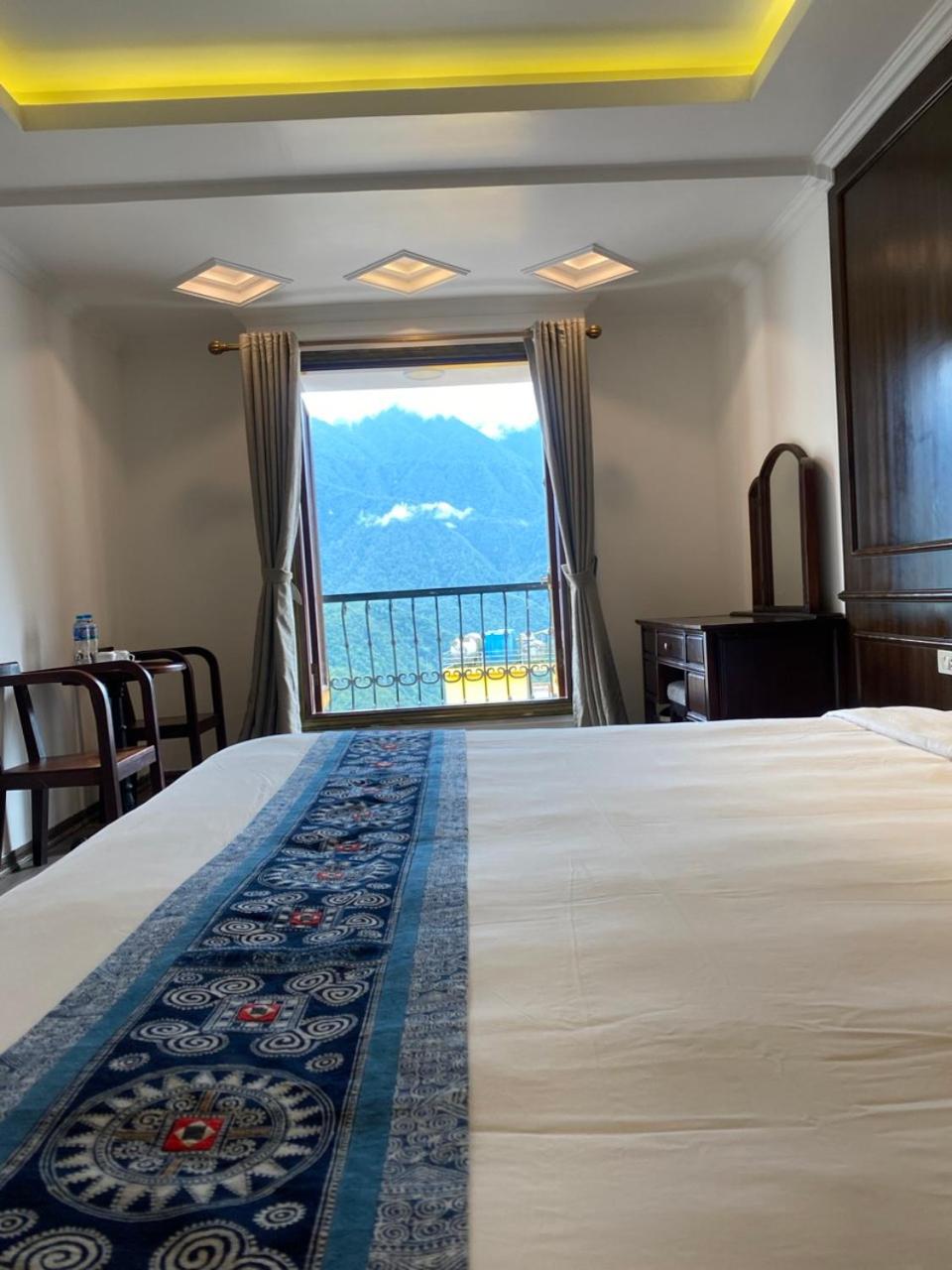 Deluxe Double or Twin Room with Mountain View photo 2