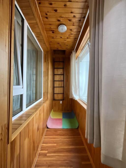 One-Bedroom Apartment photo 3