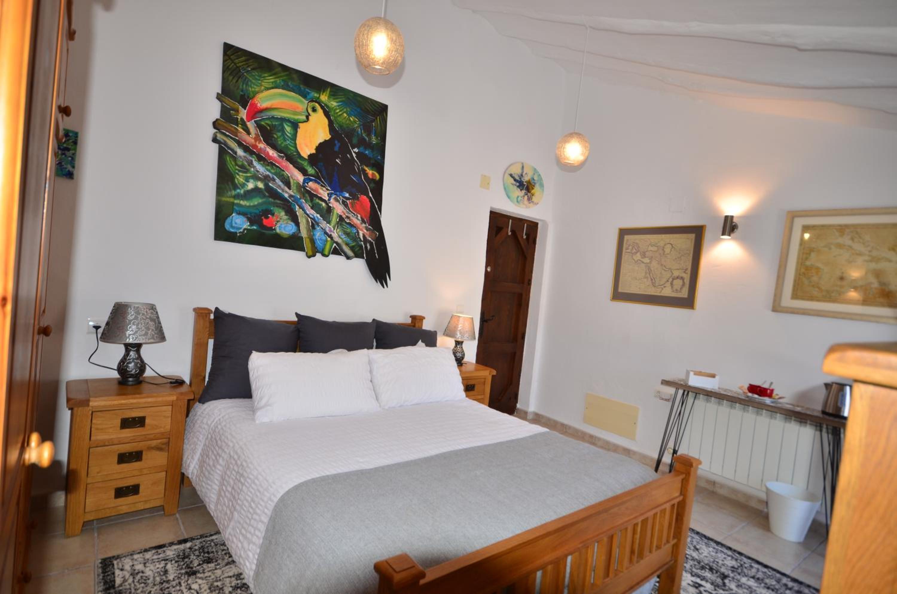 Four-Bedroom House photo 2