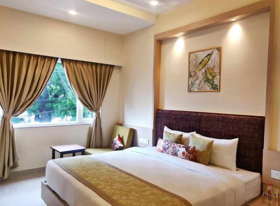 Deluxe Double Room - Photo 1
