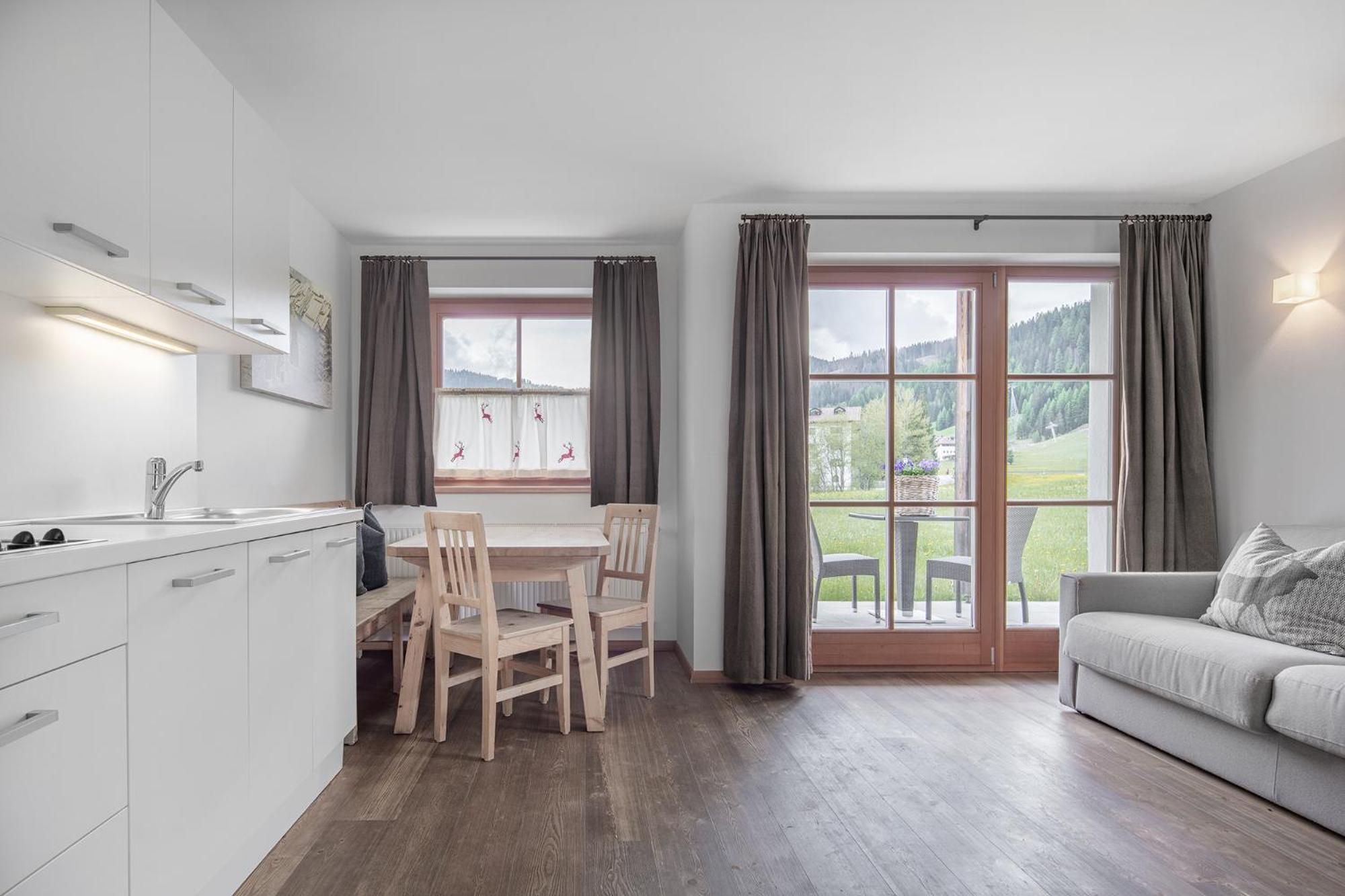 One-Bedroom Apartment with Garden View photo 1