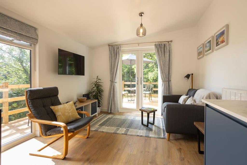 One-Bedroom House photo 1
