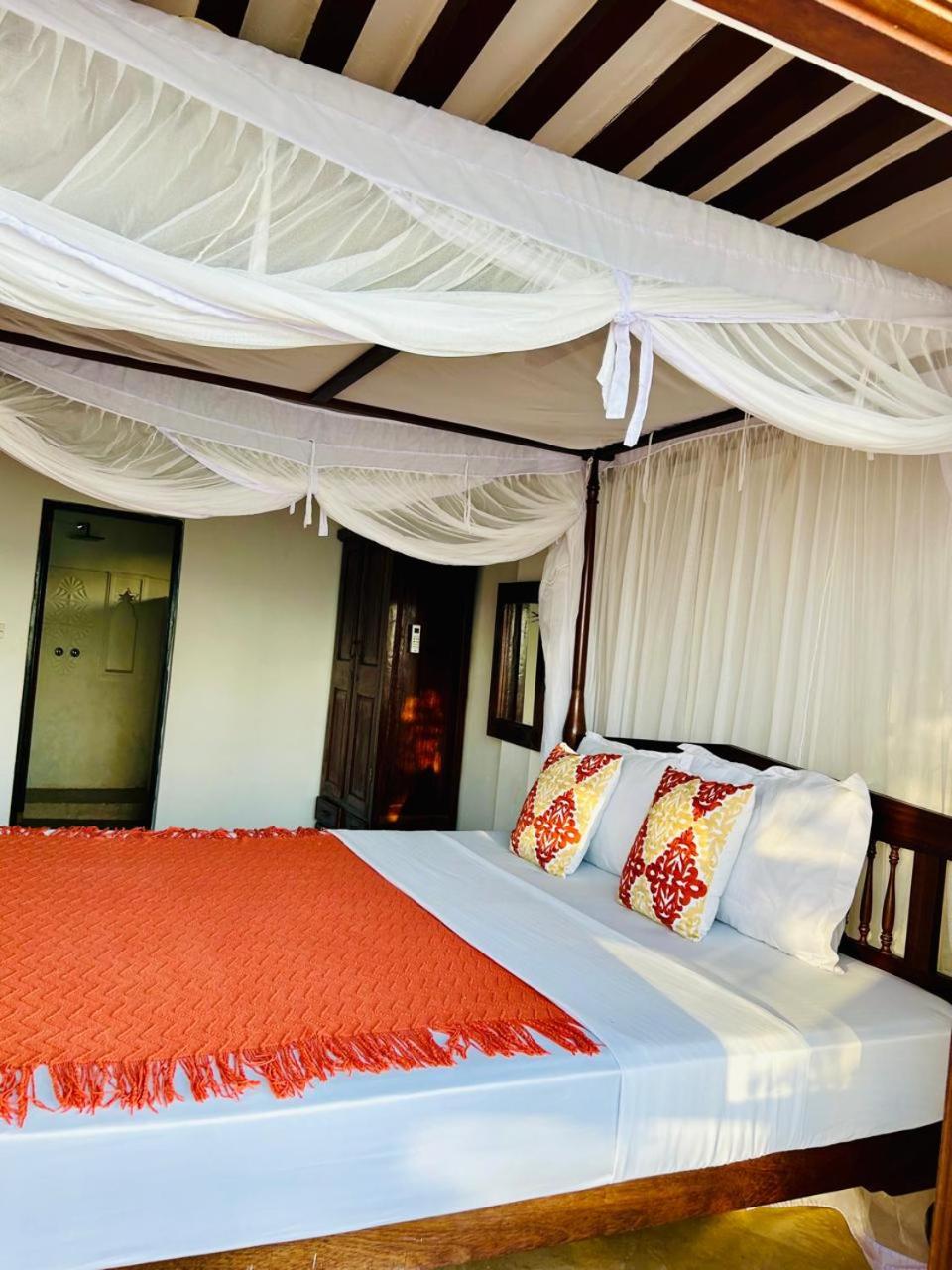 Double Room with Sea View photo 1