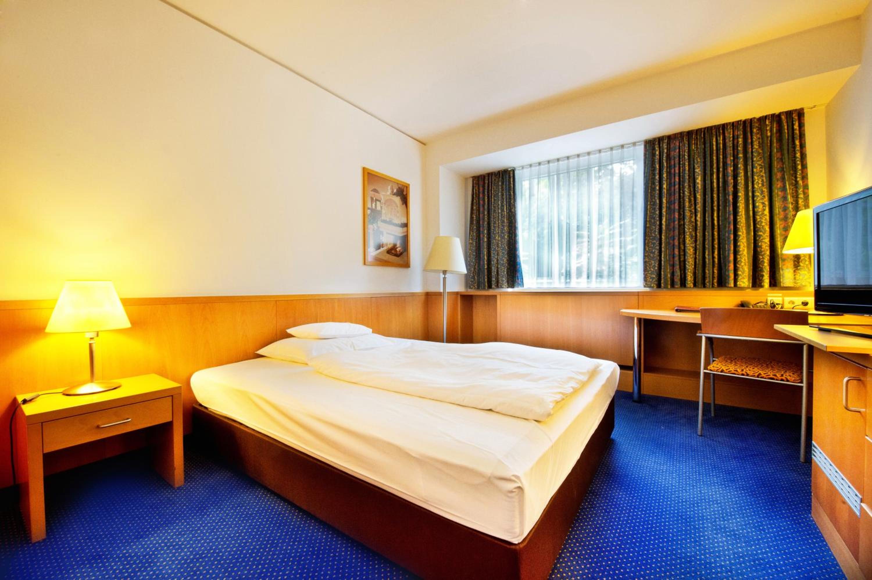 Single Room photo 3