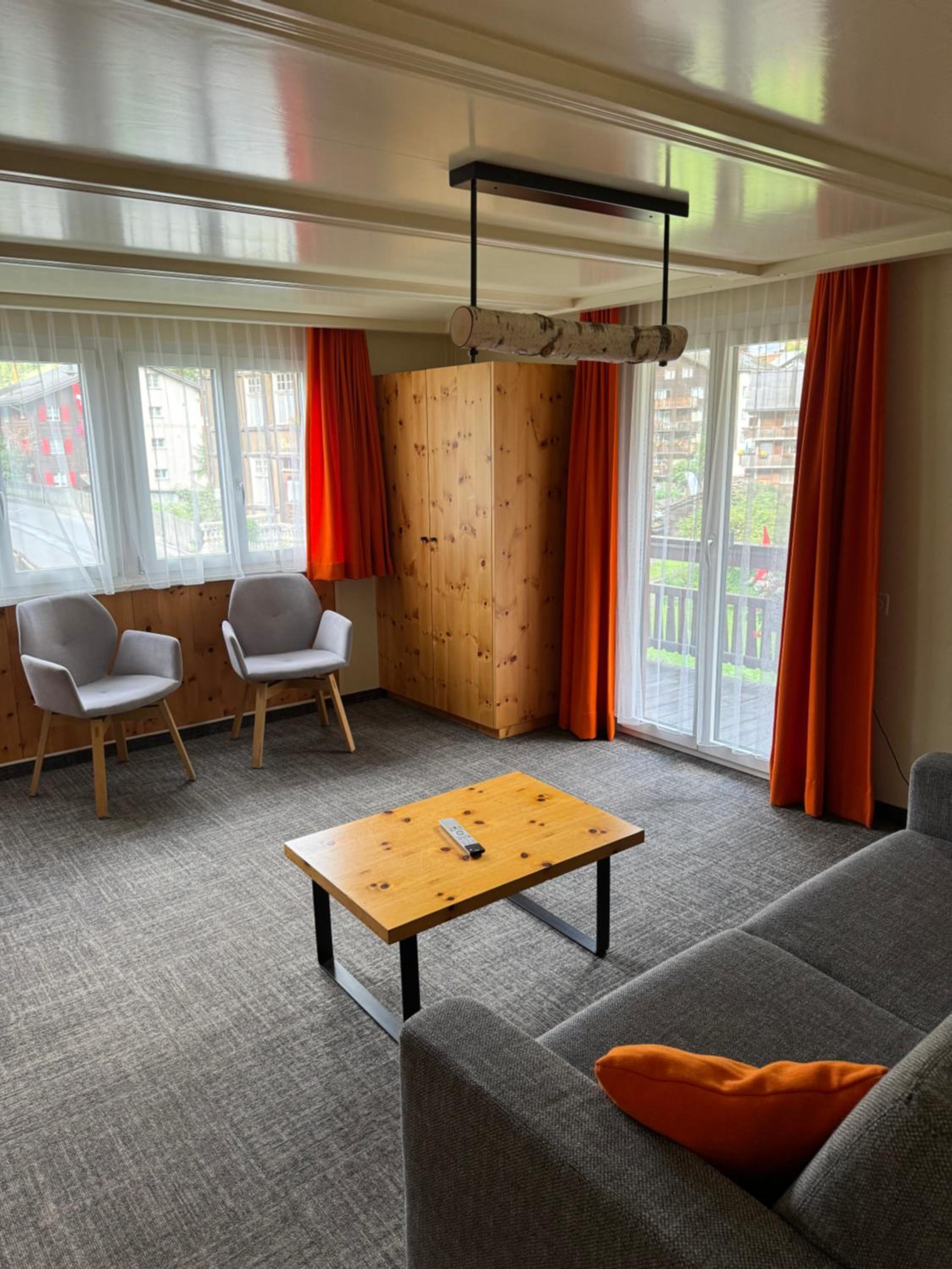 Classic Family Apartment with Matterhorn View