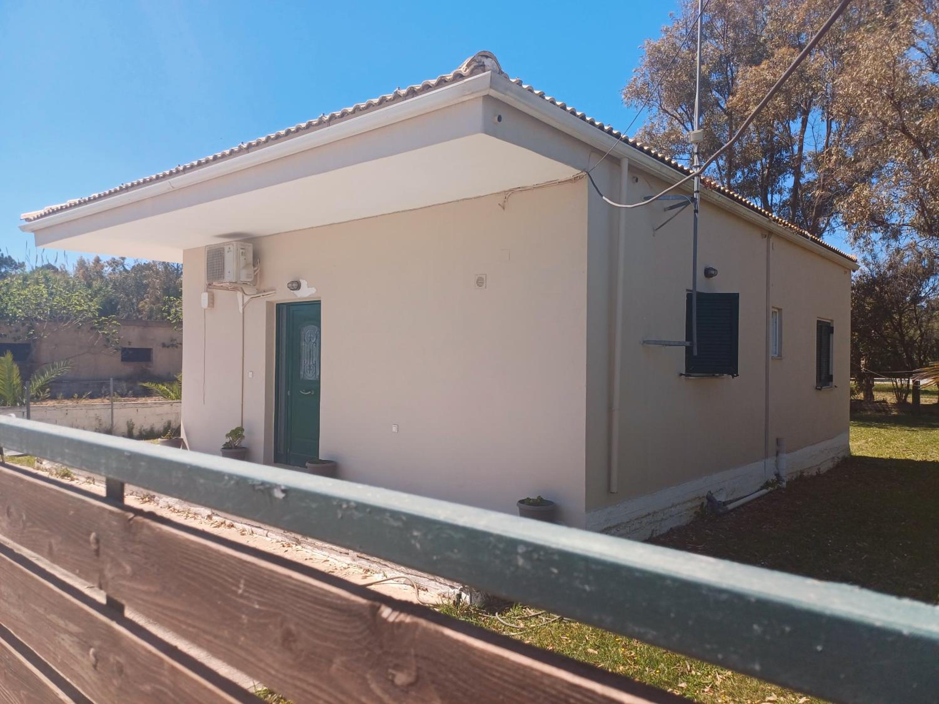 Two-Bedroom House photo 2