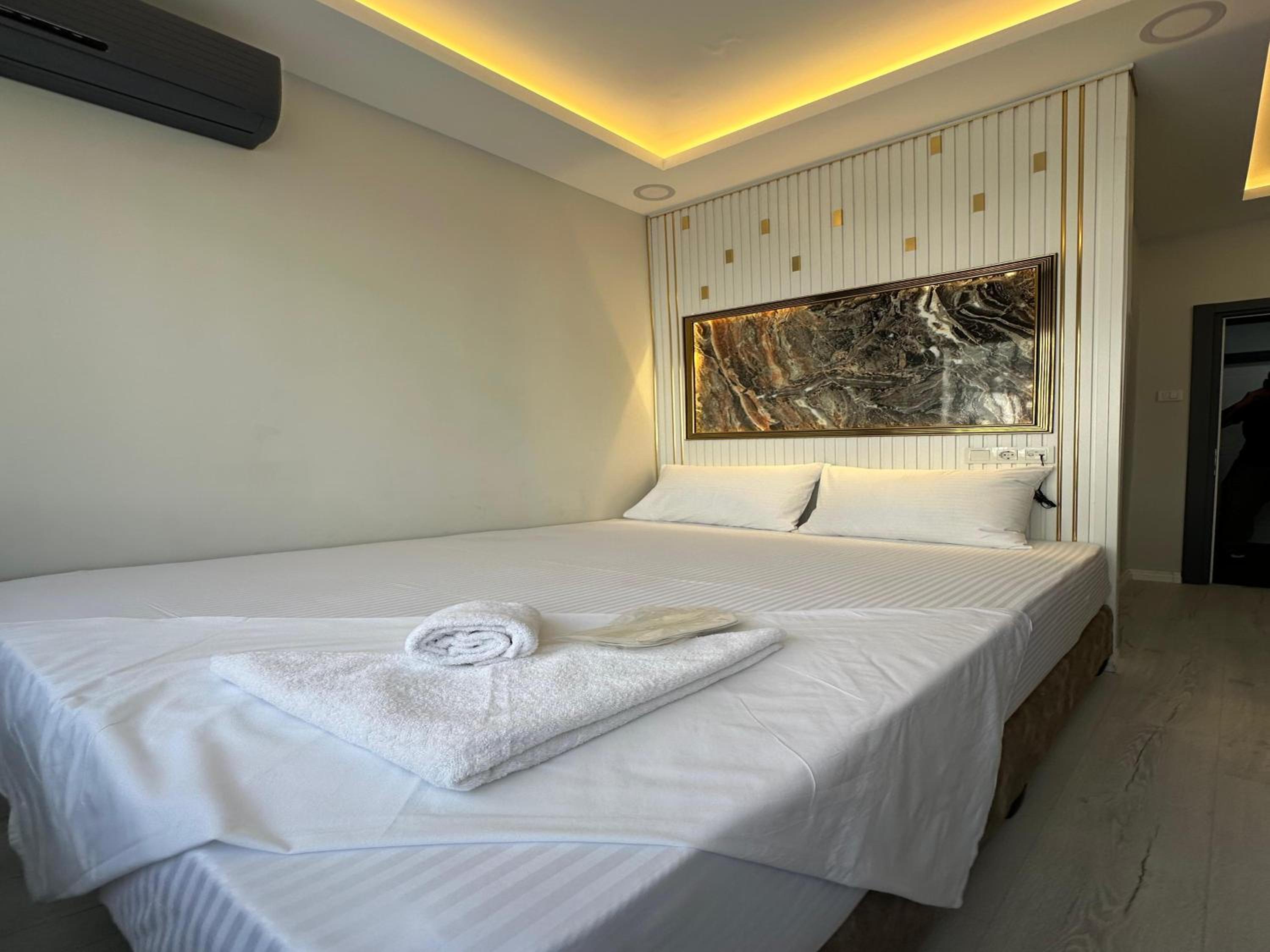 Economy Double Room photo 1