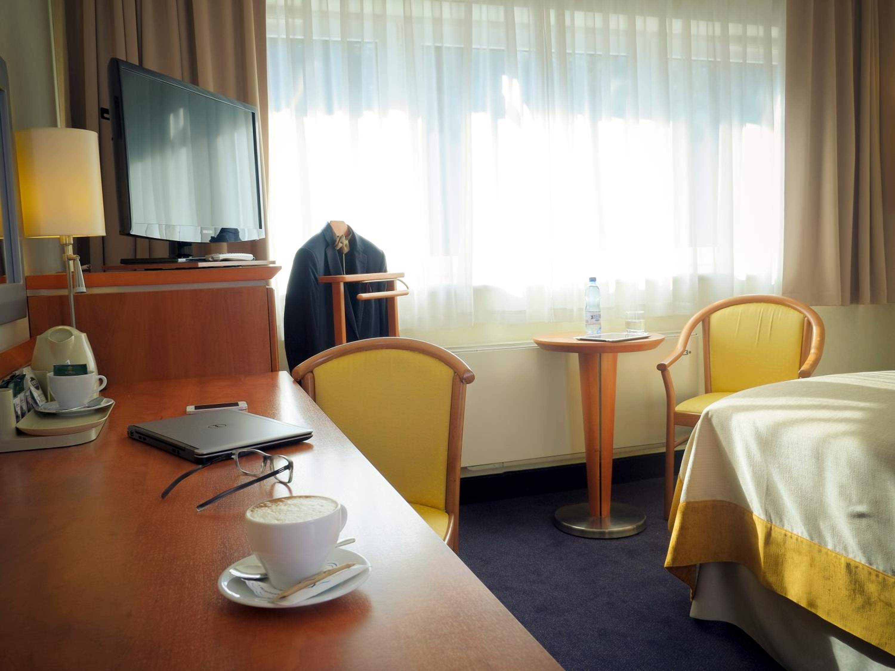 Business Double Room - Photo 1