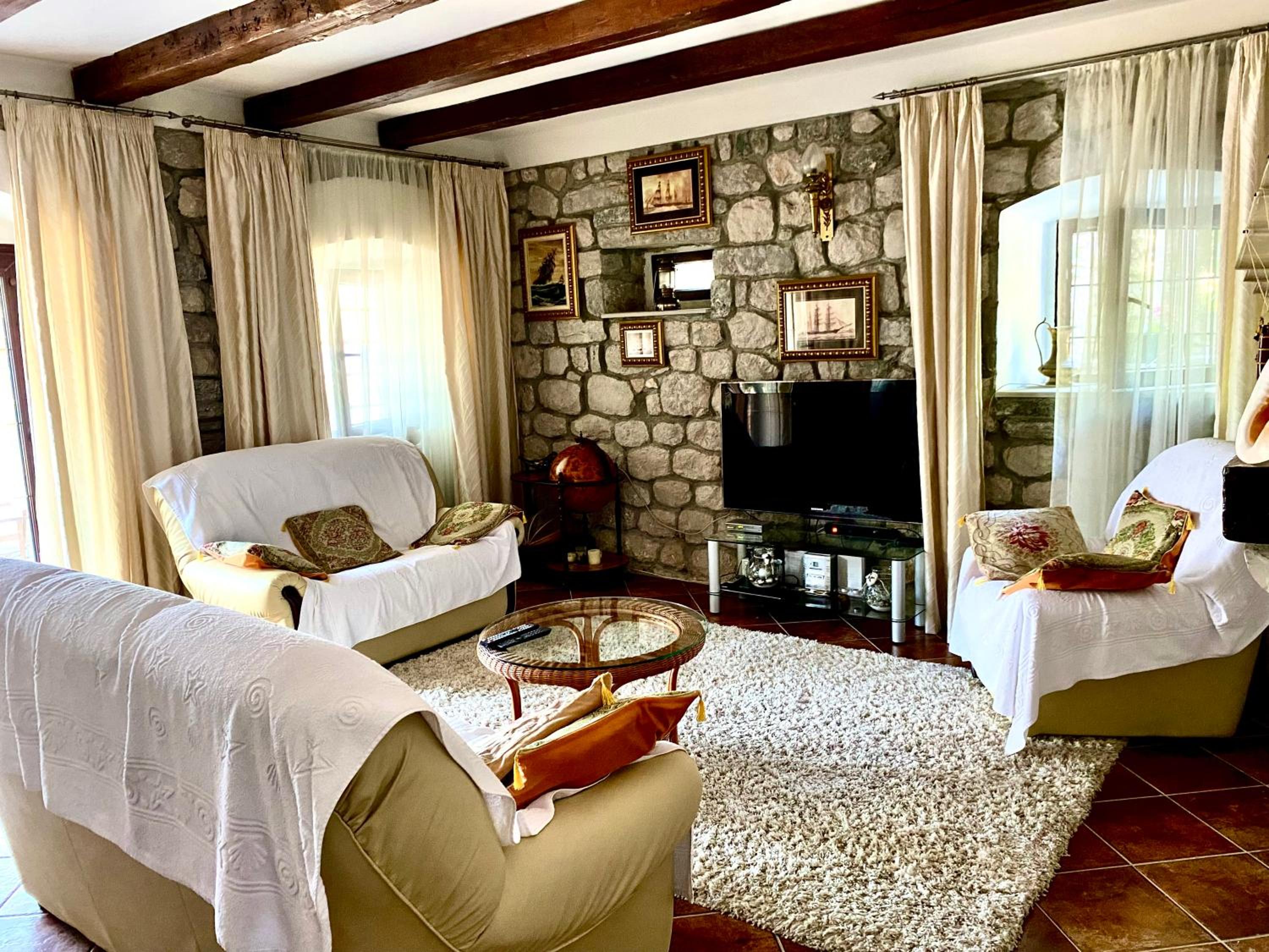 Two-Bedroom Villa photo 3