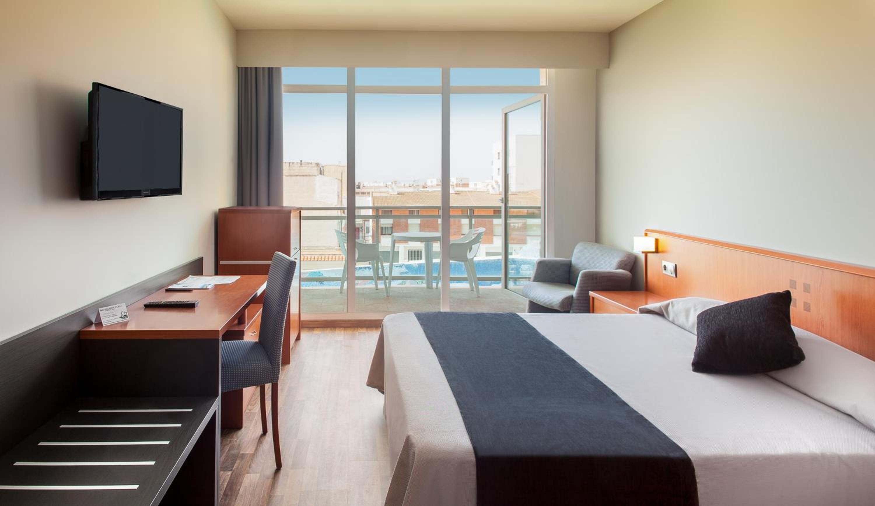 Double or Twin Room with Terrace photo 3