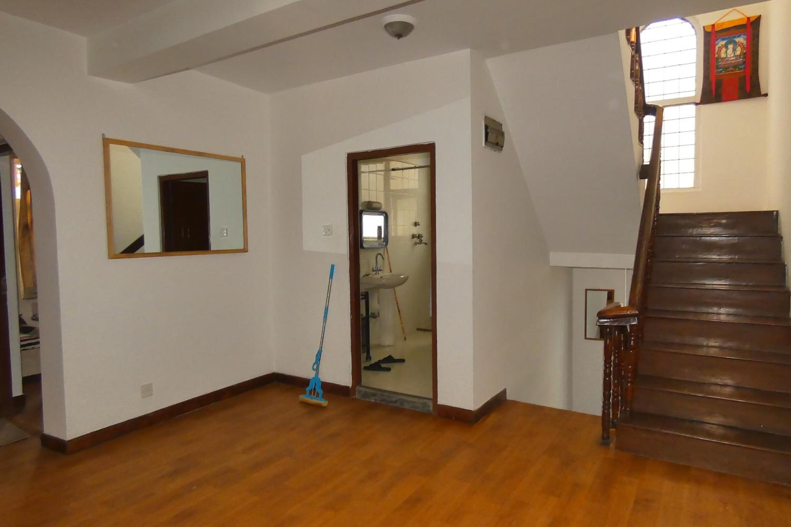 Twin Room With Shared Bathroom